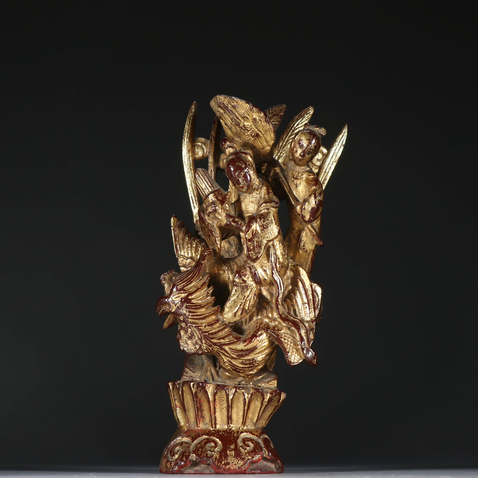 Ming Dynasty lacquered gold ornaments: 21.2*10.3/235.3g