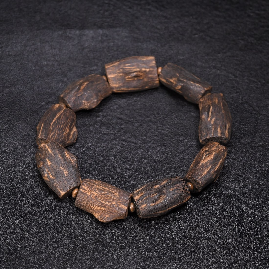 Agarwood Irregular Shape Bracelet (1 of 1)