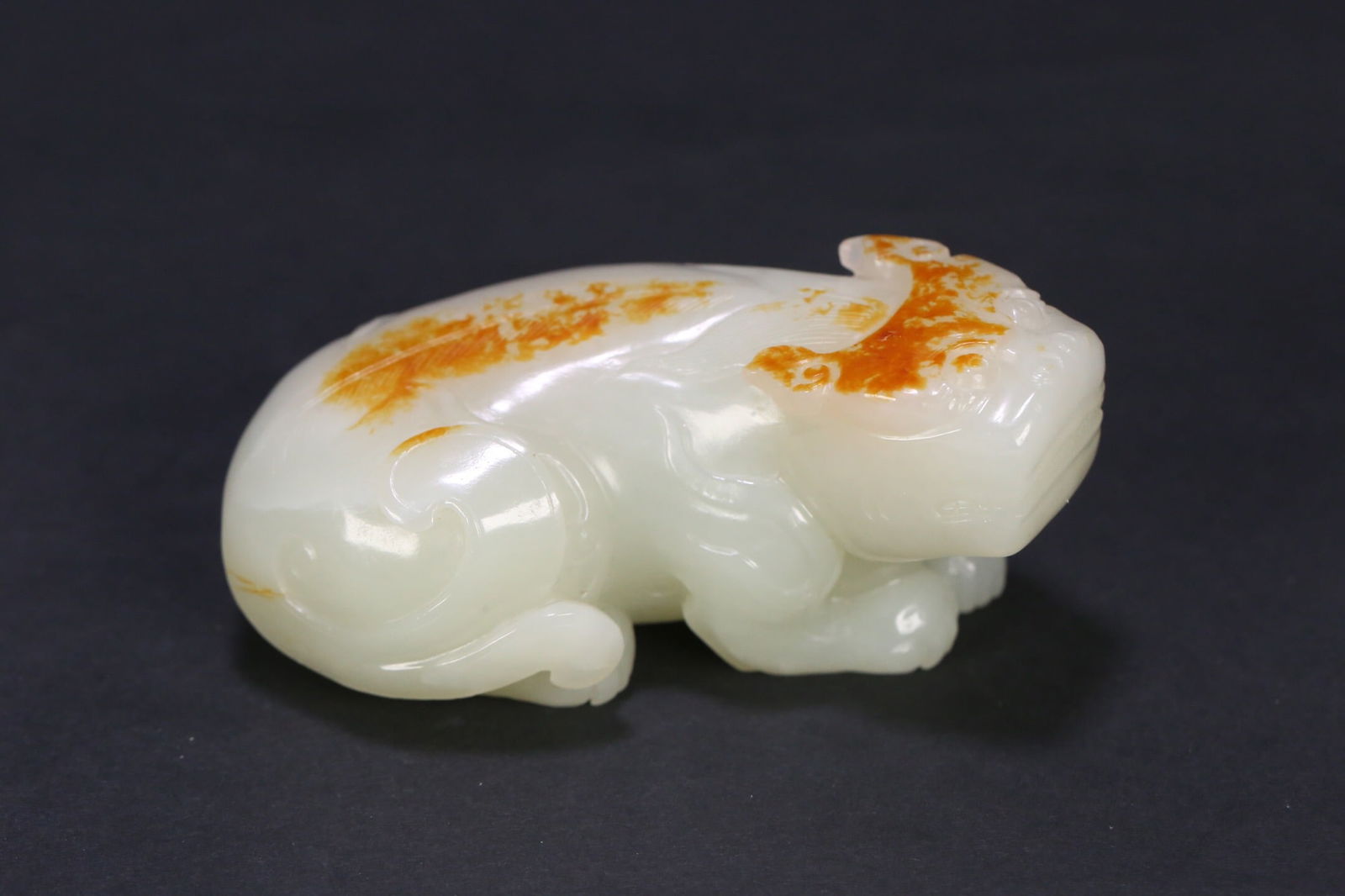 Hetian jade pebble ornament (1 of 1)