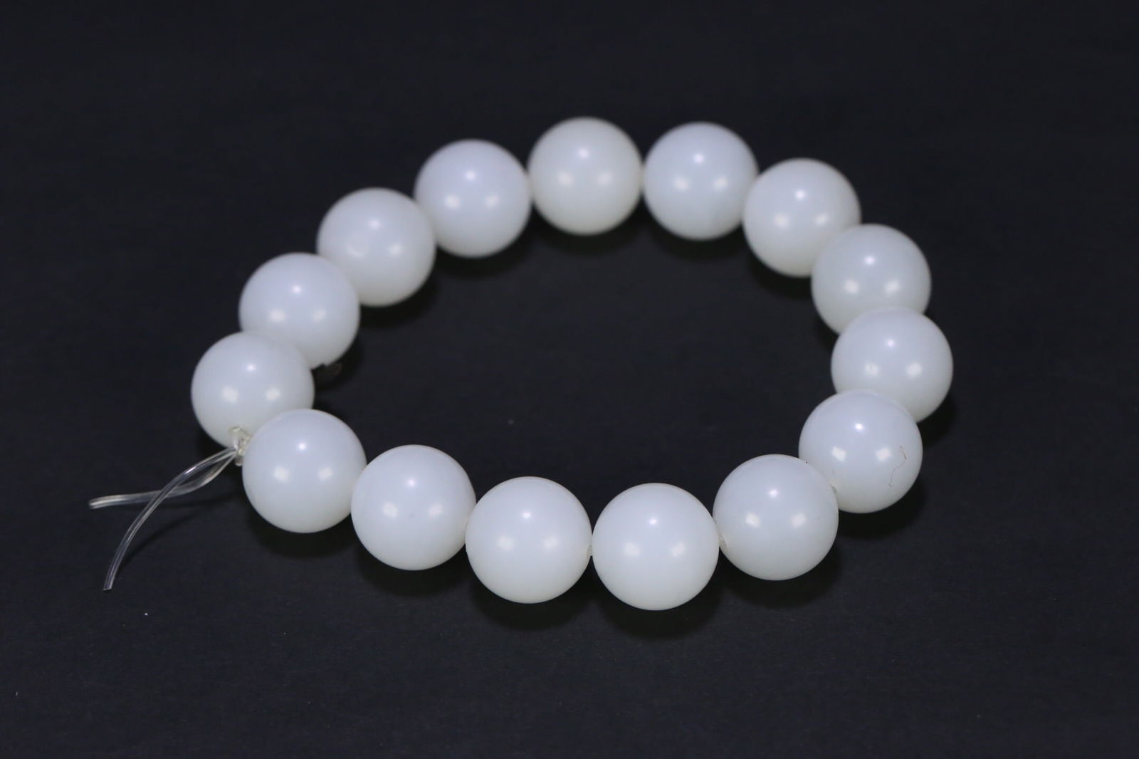 Hetian jade round bead bracelet (1 of 1)