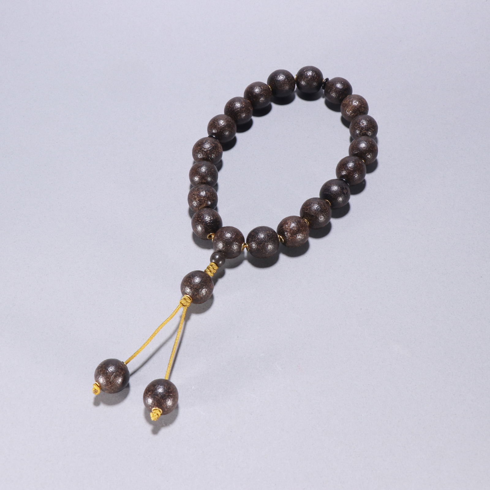 Qing Dynasty Agarwood Eighteen-Bead Handheld Piece: 1.6/60.9g