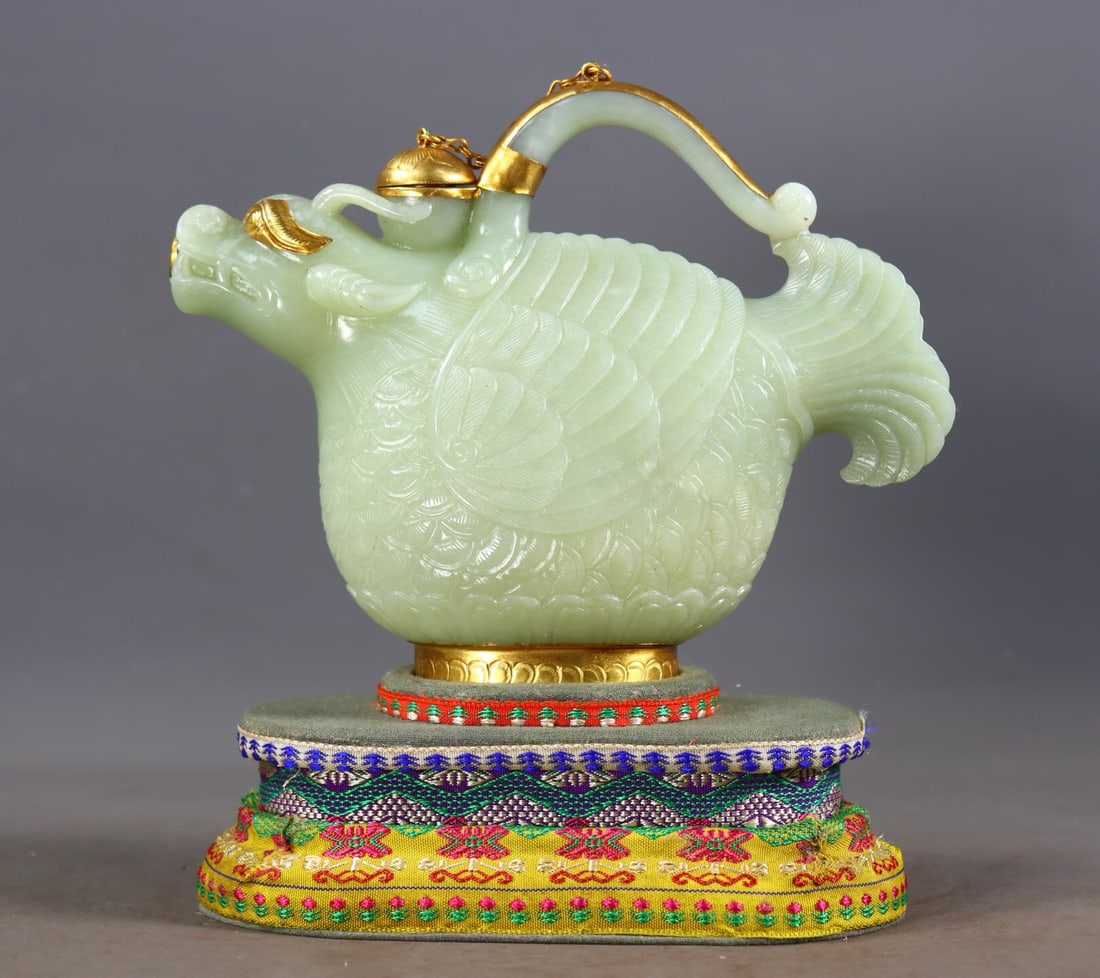 Hetian jade with silver-plated gilt-inlaid teapot (1 of 4)