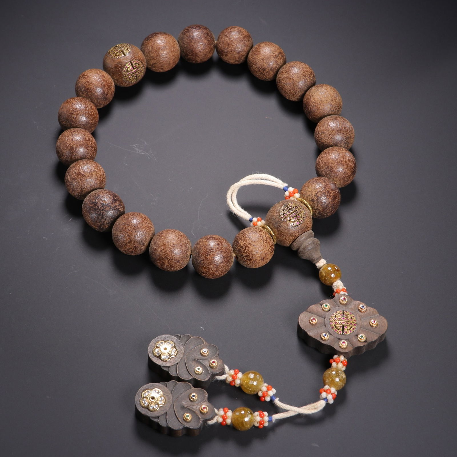 Qing Dynasty agarwood 18-bead handheld ornament: 2/128g