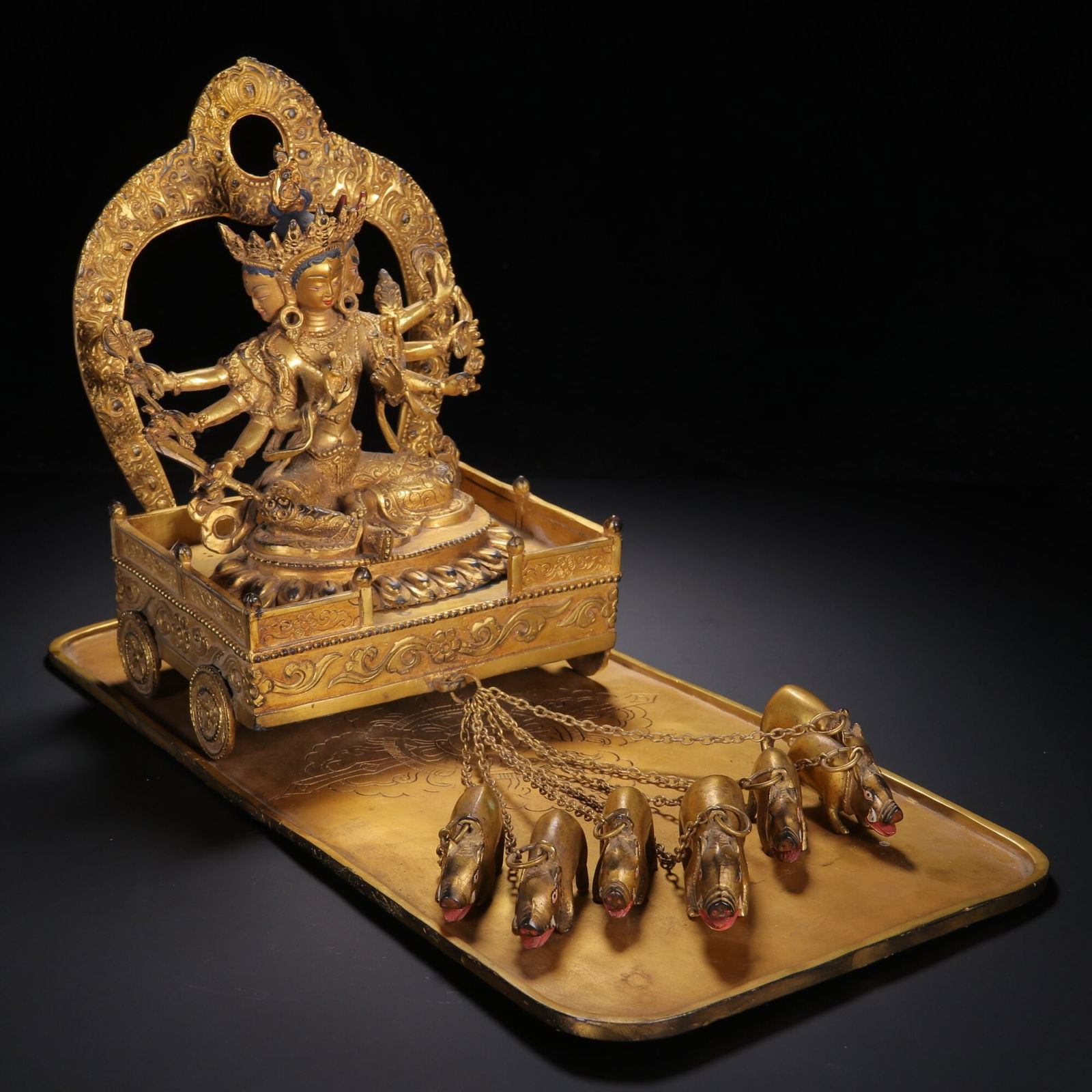 Qing Dynasty gilt bronze deity statue: 23.5*16/4.44kg/38.5*19.5