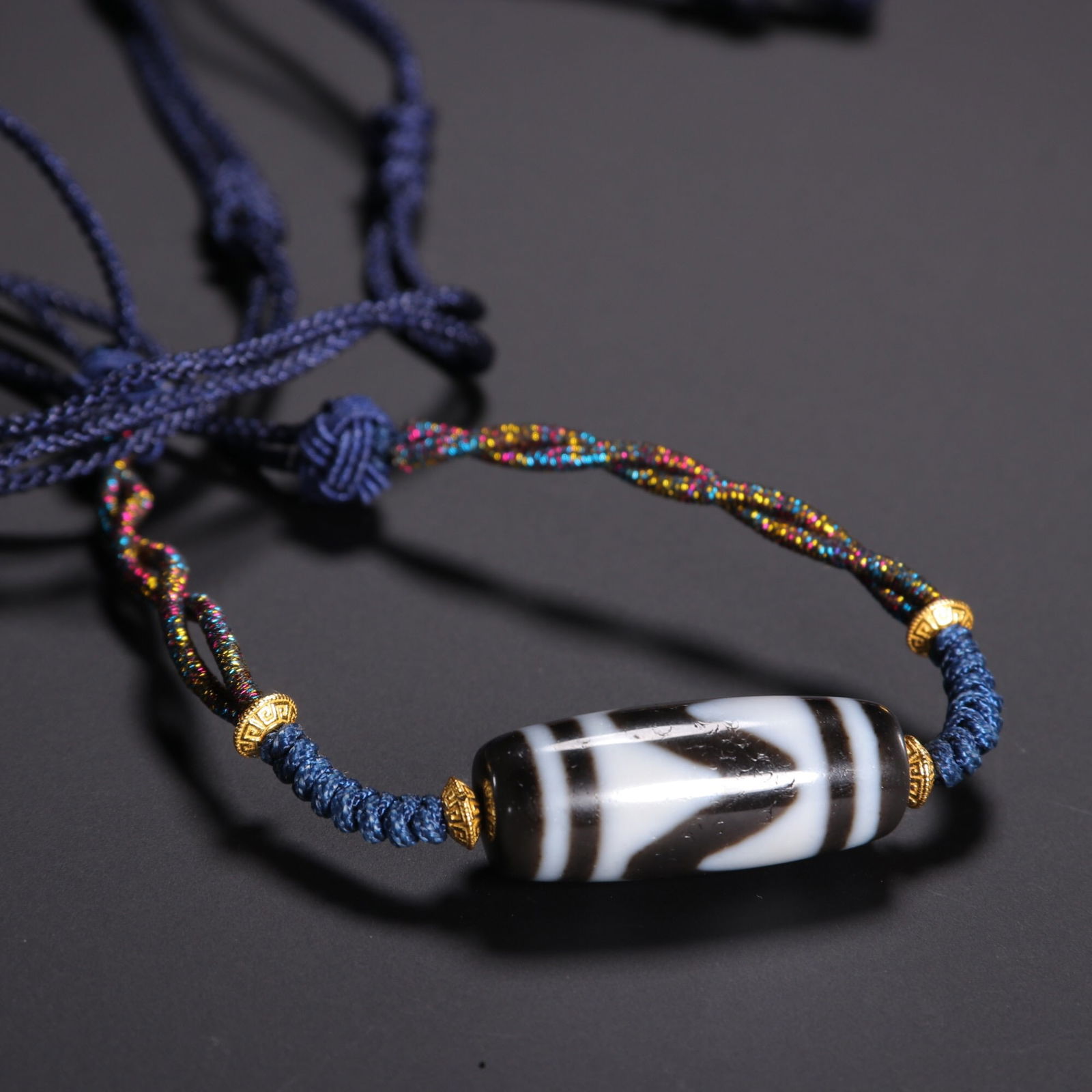 Tibetan Agate Tiger Tooth Dzi Bead (1 of 1)