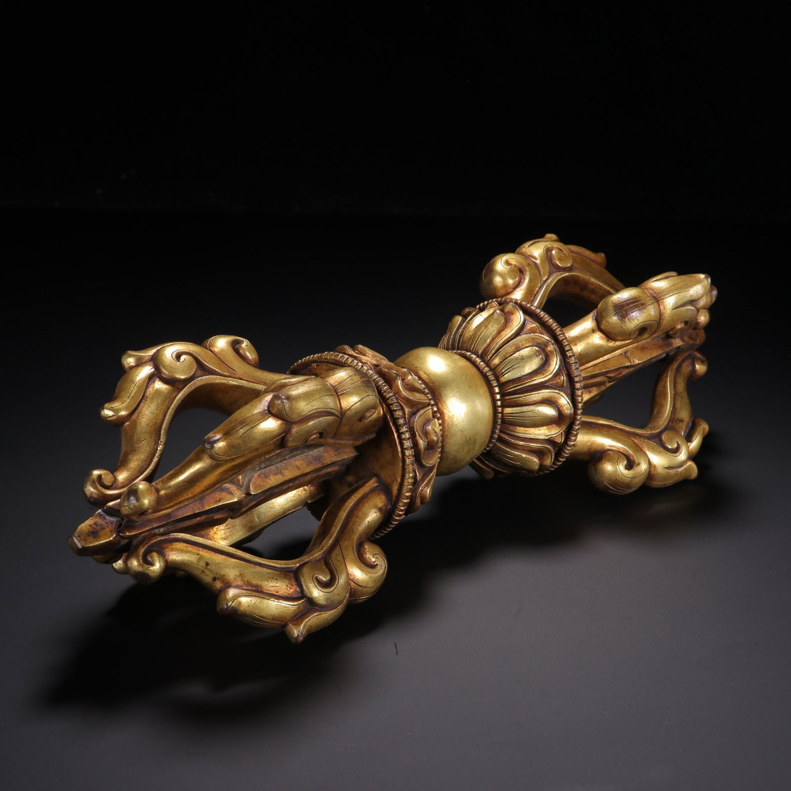 Qing Dynasty Gilt Bronze Vajra Pestle (1 of 1)