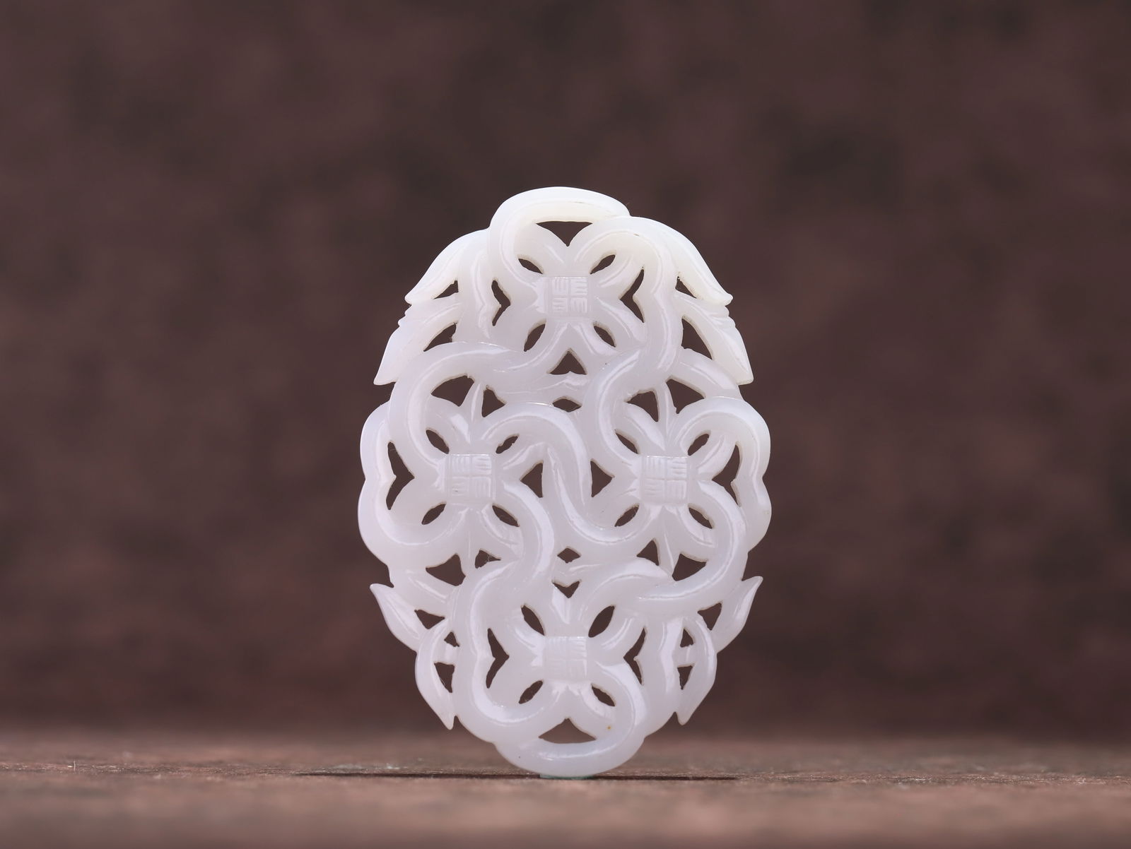 Qing Dynasty Hetian Jade Pendant: 7.3*5*0.6/40g