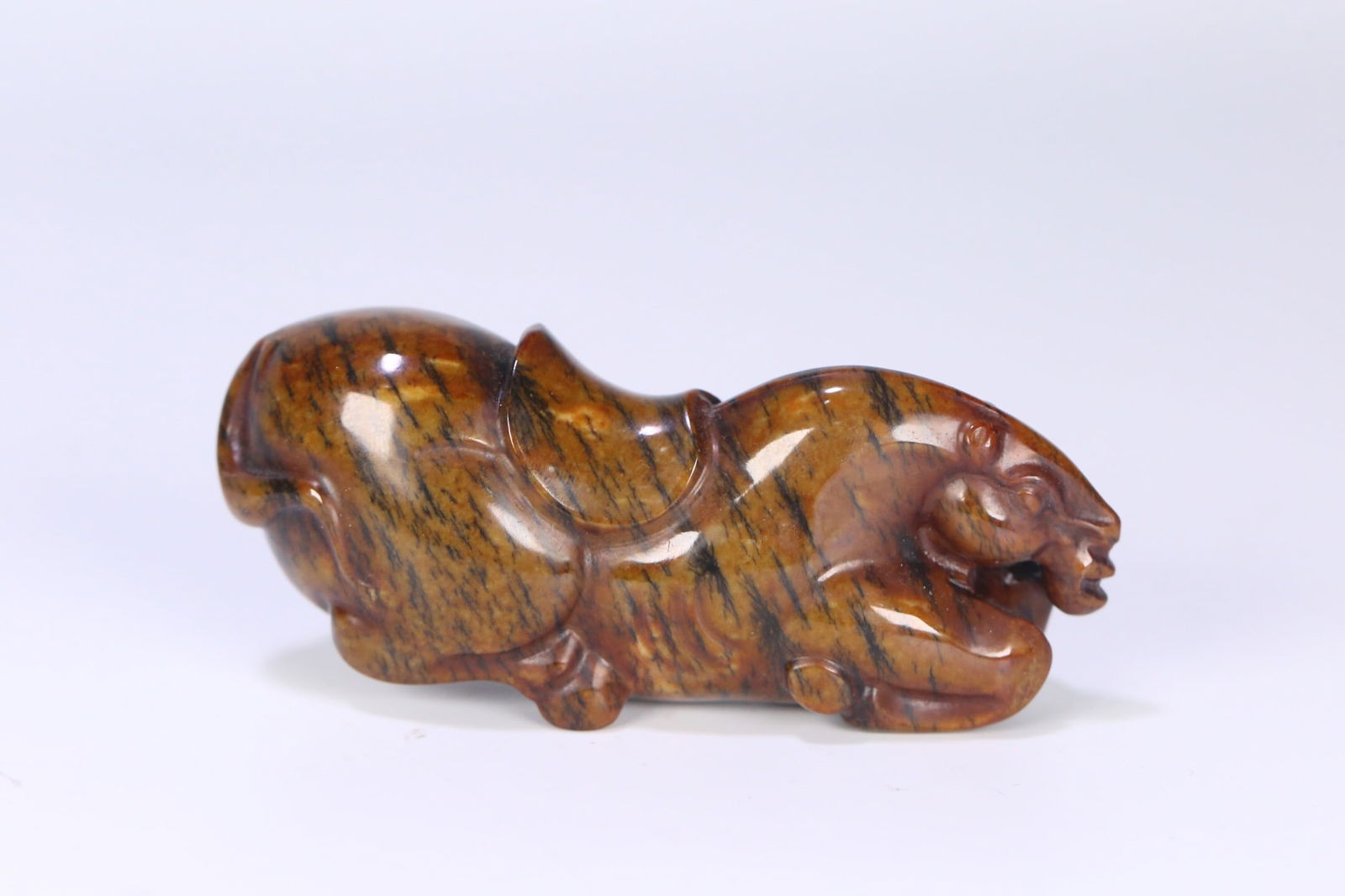 Hetian Jade Ornament: 8.6*2.9*3.6/116g