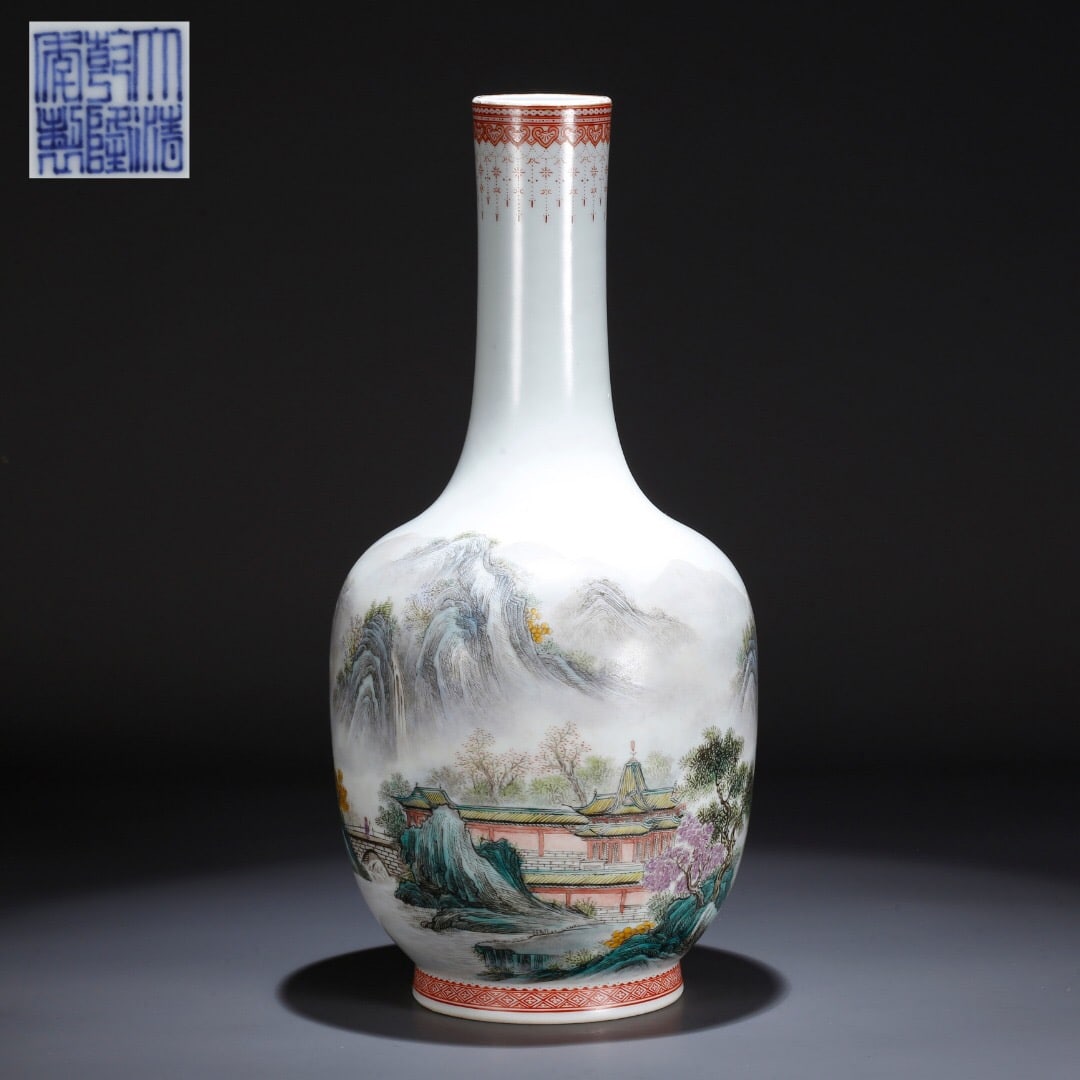 Qianlong Mark Famille Rose Vase: 34*15