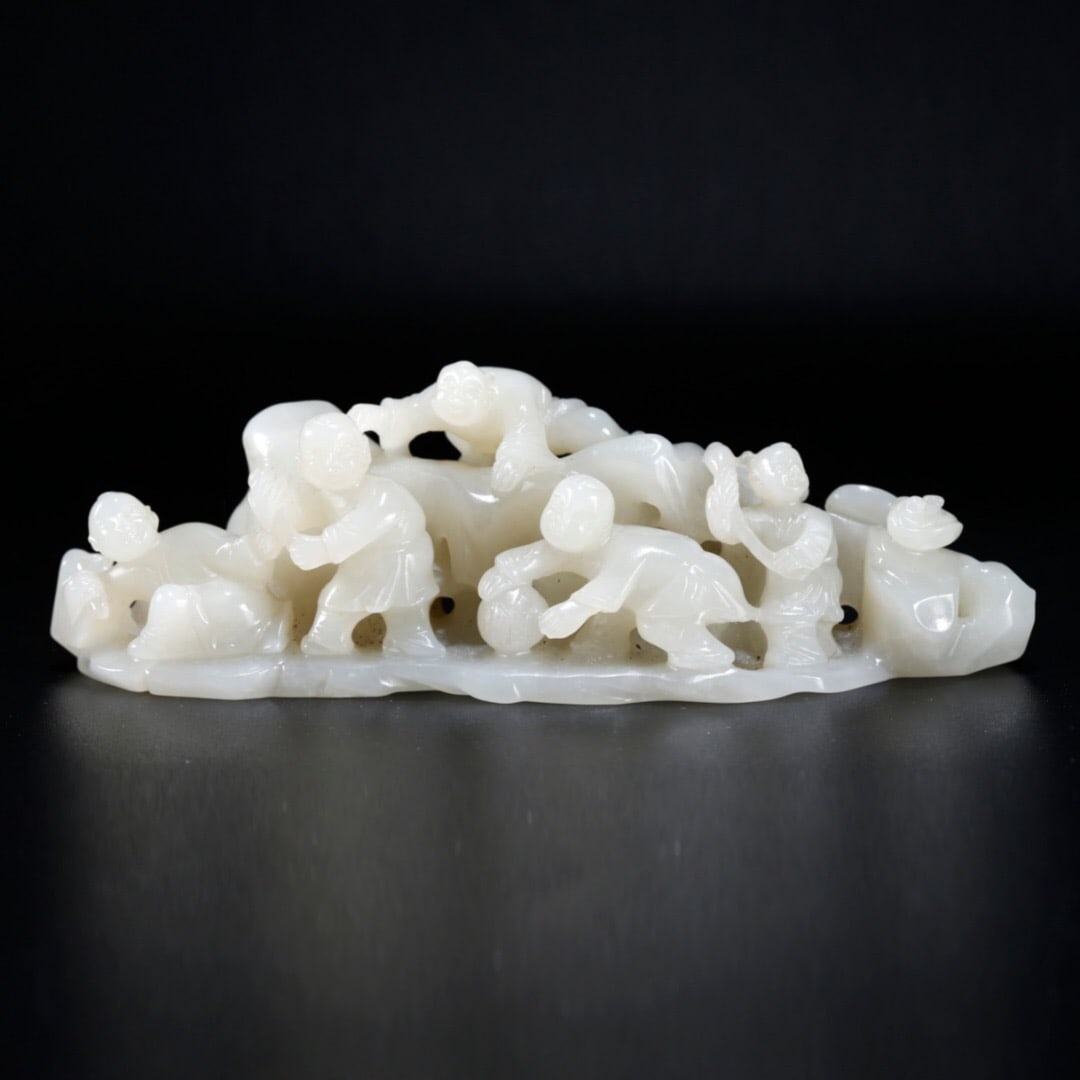 A Hetian jade mountain ornament (1 of 1)