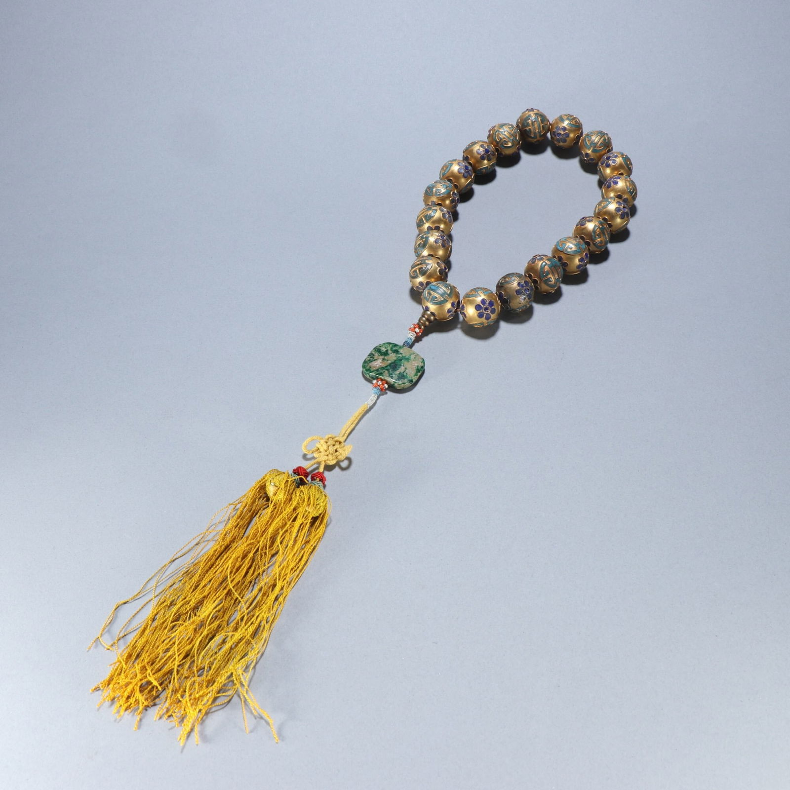 Gilt Bronze Cloisonné Enamel 18-Bead Handheld Piece: 1.6/160g