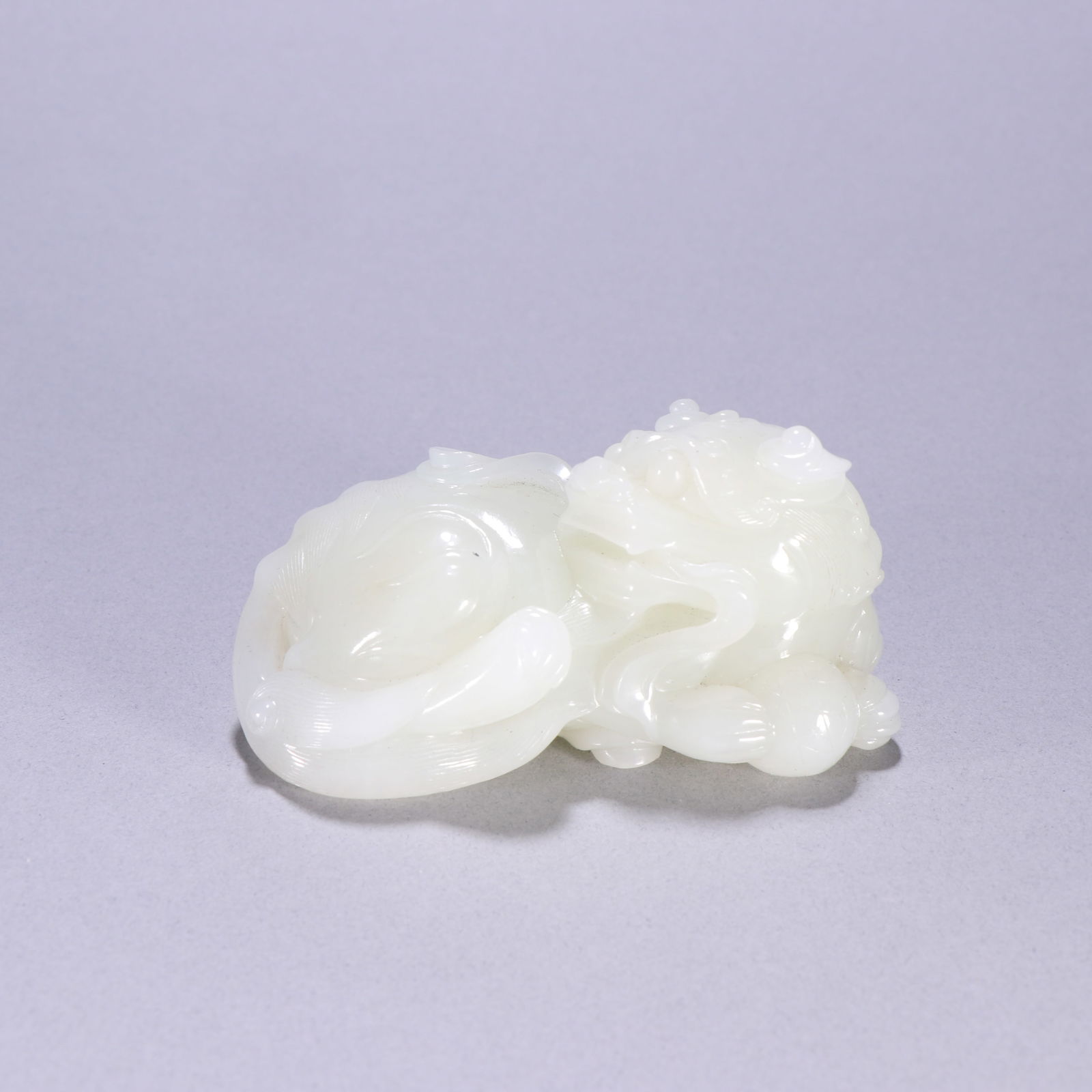 Qing Dynasty Hetian Jade Ornament: 4.5*9/283.4g