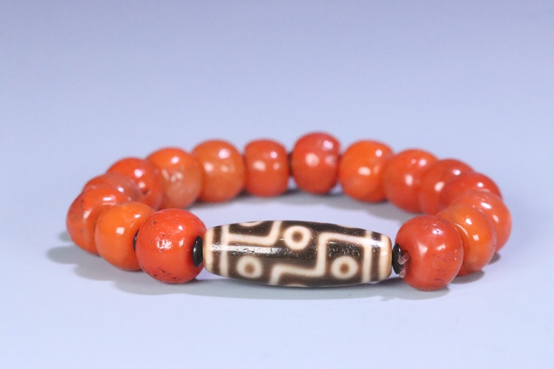 Nine-Eyed Dzi Bead and Southern Red Agate Bracelet (1 of 1)