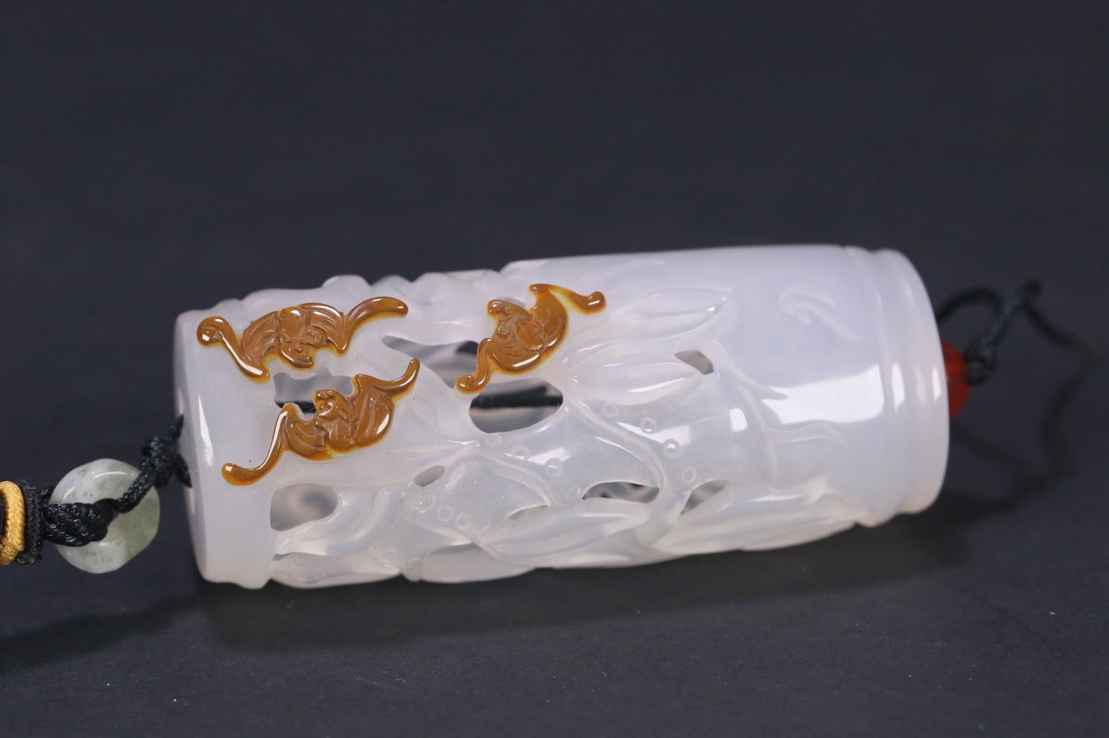 Agate Sachet Pendant: 6.7*2.8*2.7/34.5g