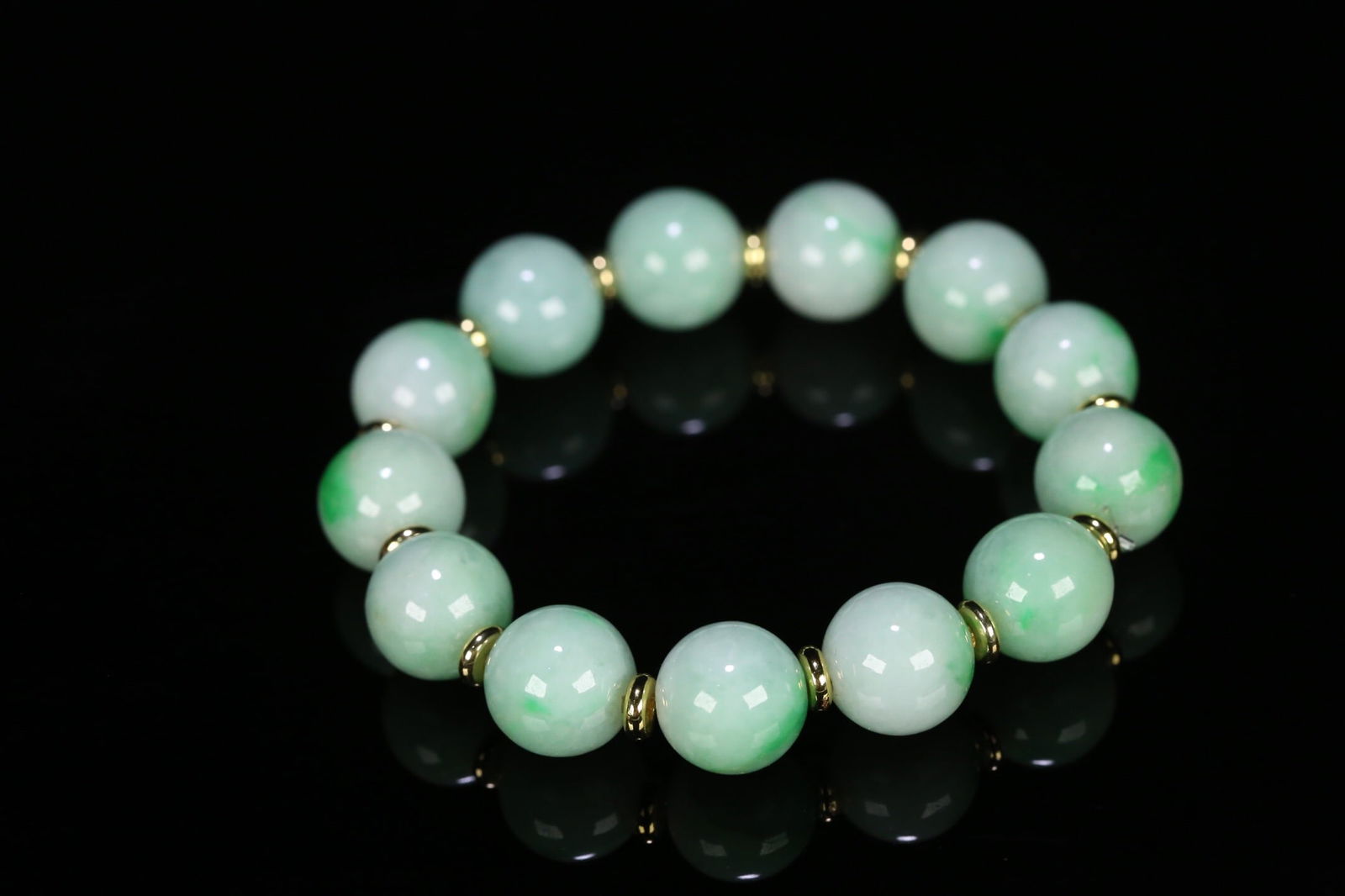 Qing Dynasty Jadeite Beaded Bracelet (1 of 1)