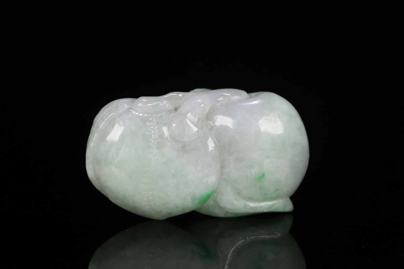 Qing Dynasty Jadeite Carving (1 of 2)