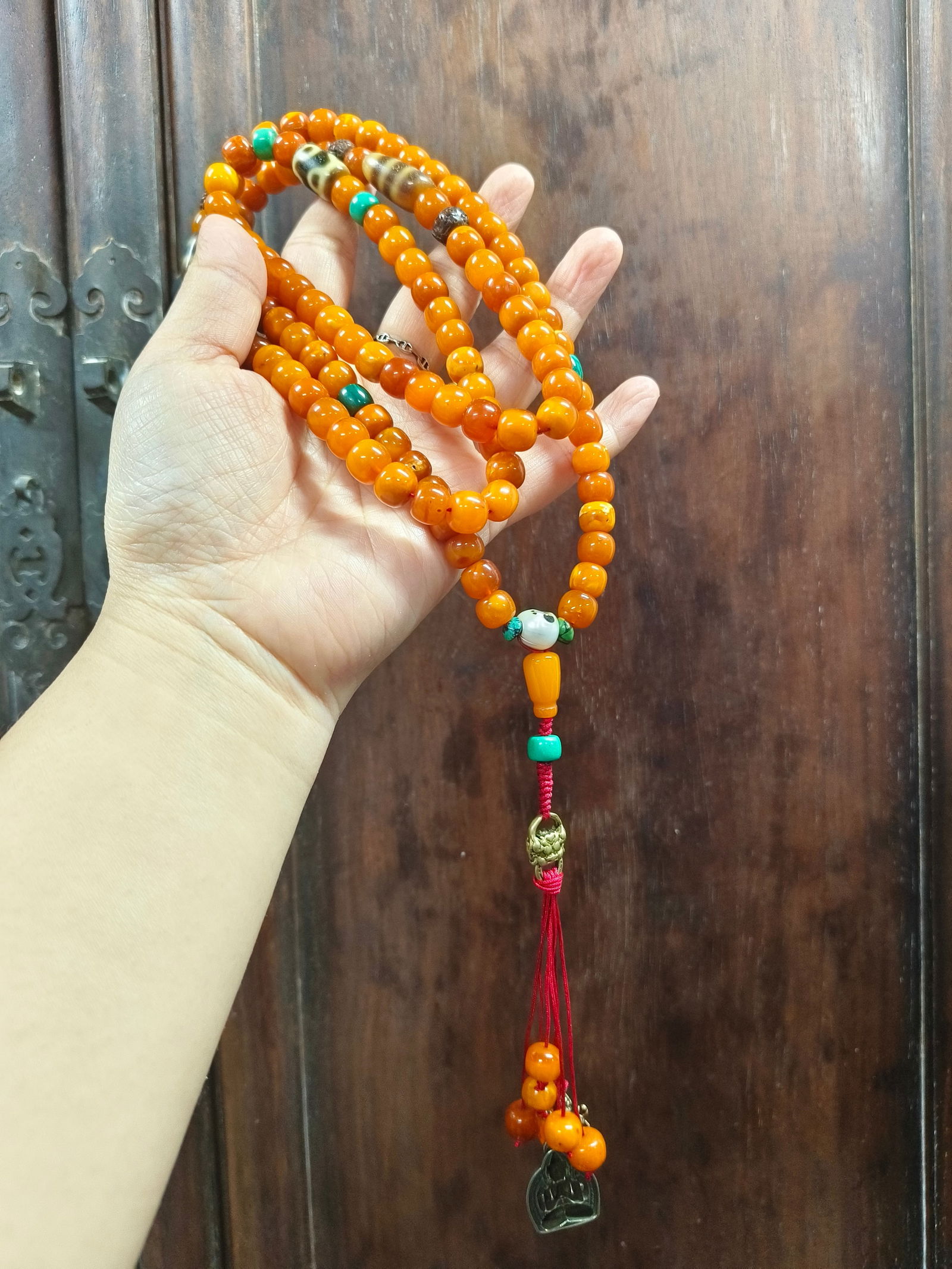 108 Amber Beads with Multi-Gemstones: 0.9/73.2g