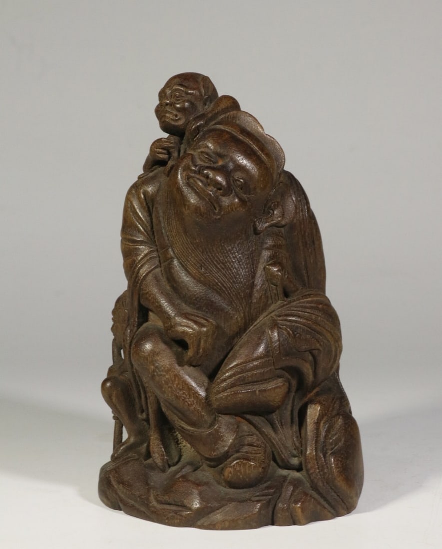 Agarwood ornament: 17*11.5*10/238.2g