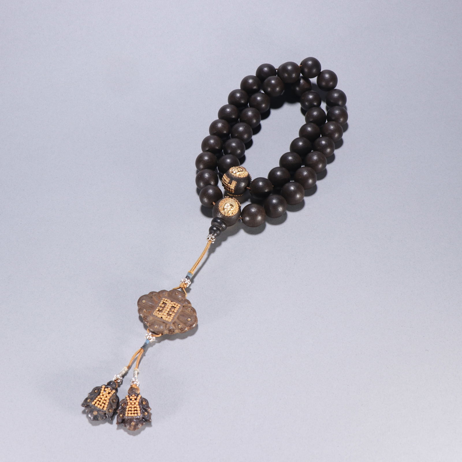 Qing Dynasty Agarwood Handheld Piece (1 of 1)