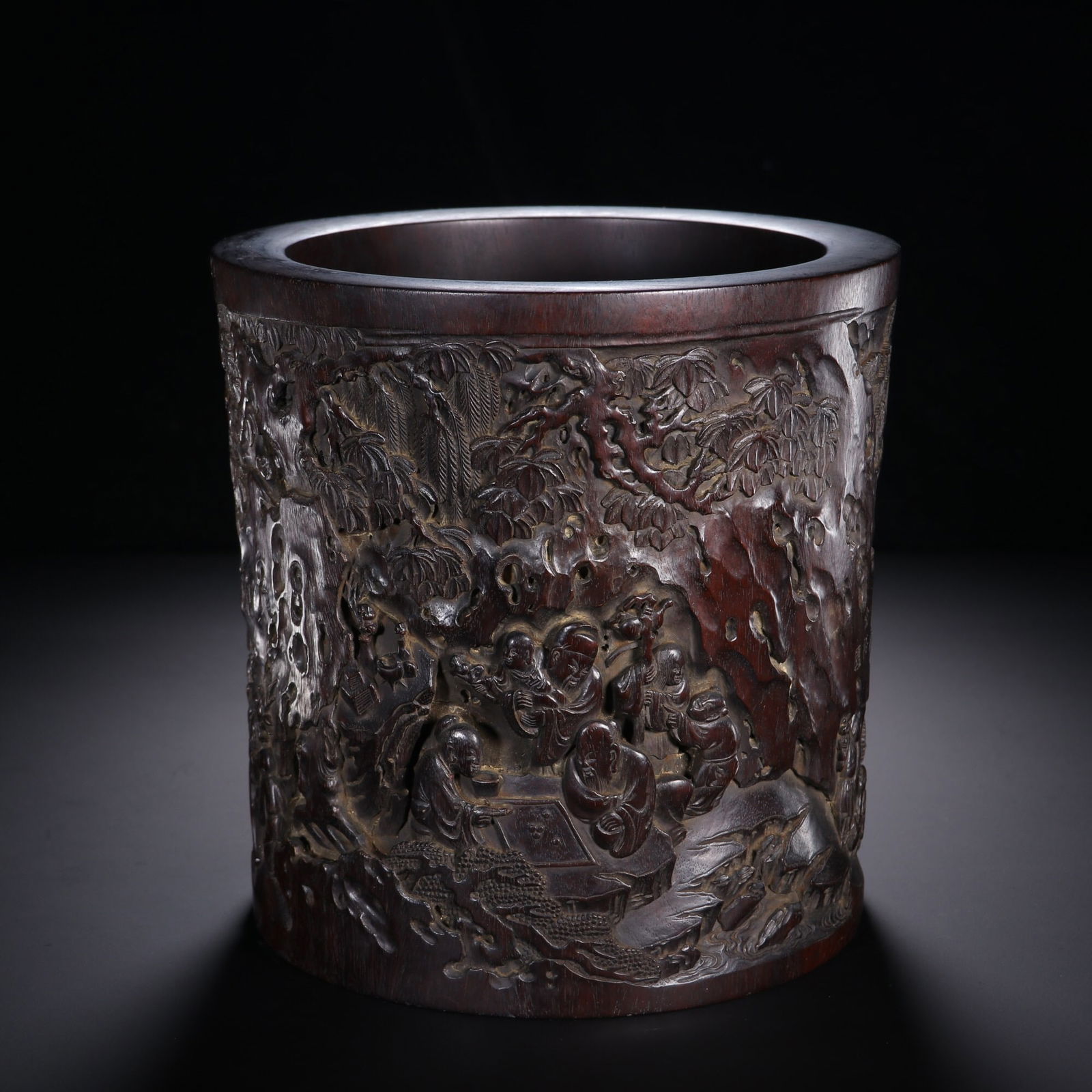 Qing Dynasty rosewood pen holder: 19*19/1.77kg