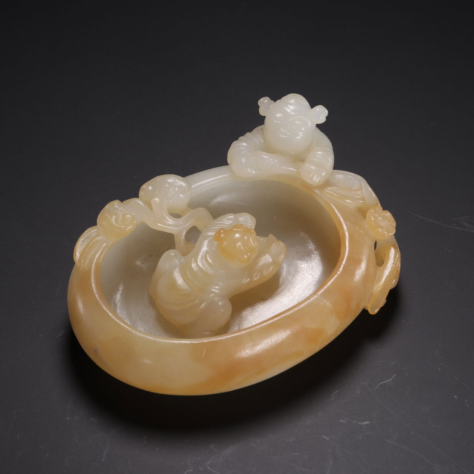 Hotan Jade Brush Wash in Qing Dynasty (1 of 2)