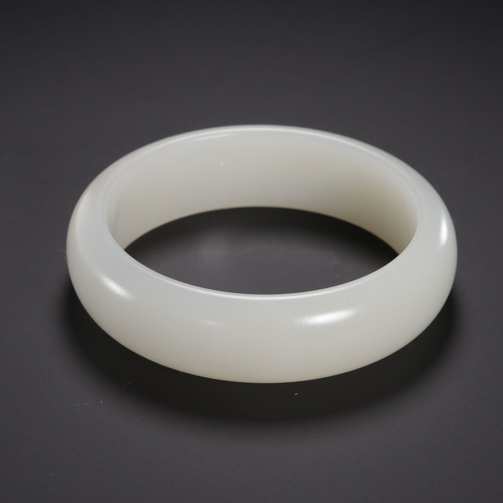 Qing Dynasty Hotan Jade Flat Bracelet (1 of 1)