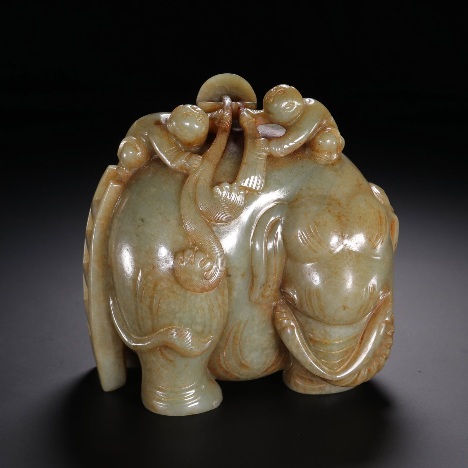 Hotan Jade Ornaments of the Ming Dynasty: 12.5*12/1992g