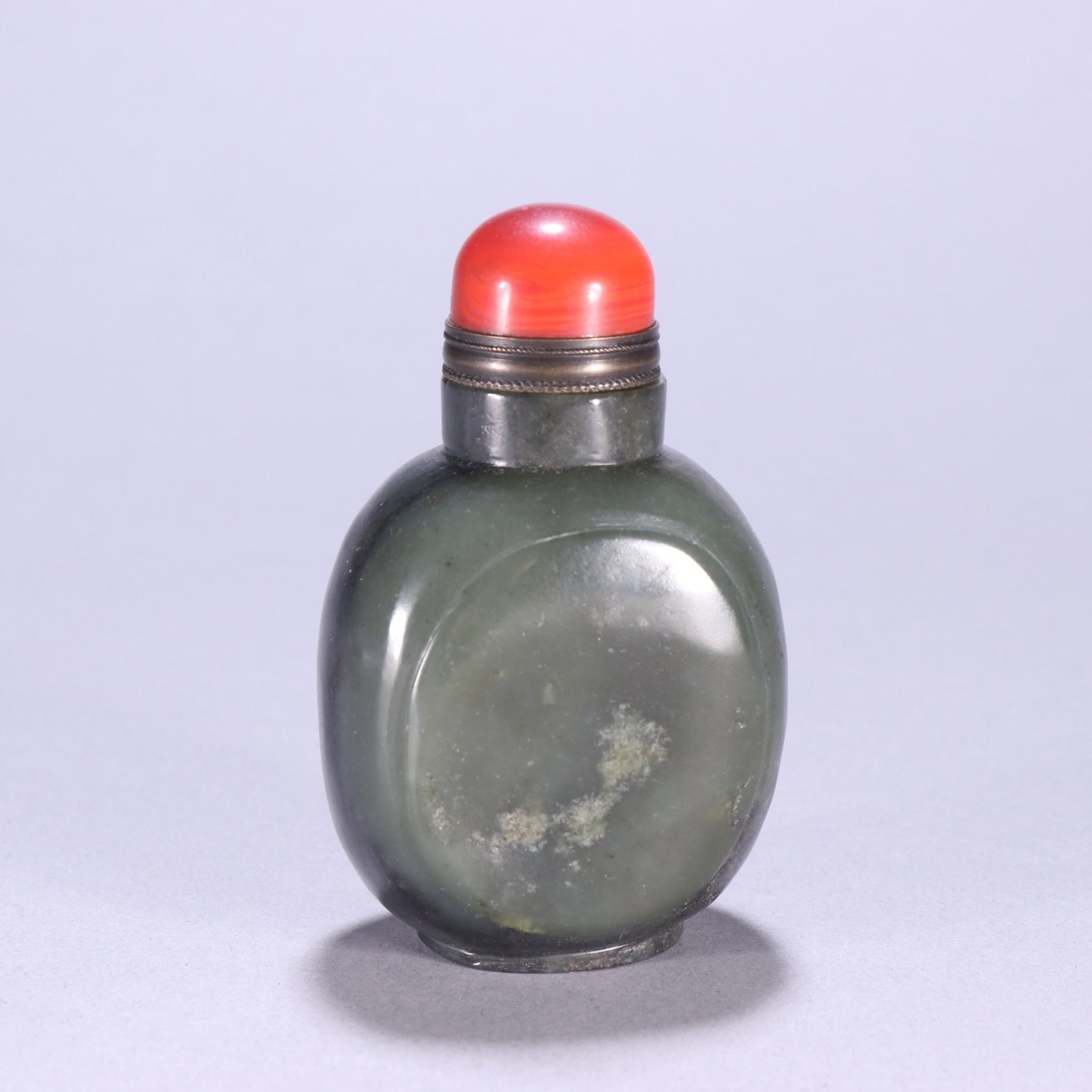 Jade snuff bottle (1 of 2)