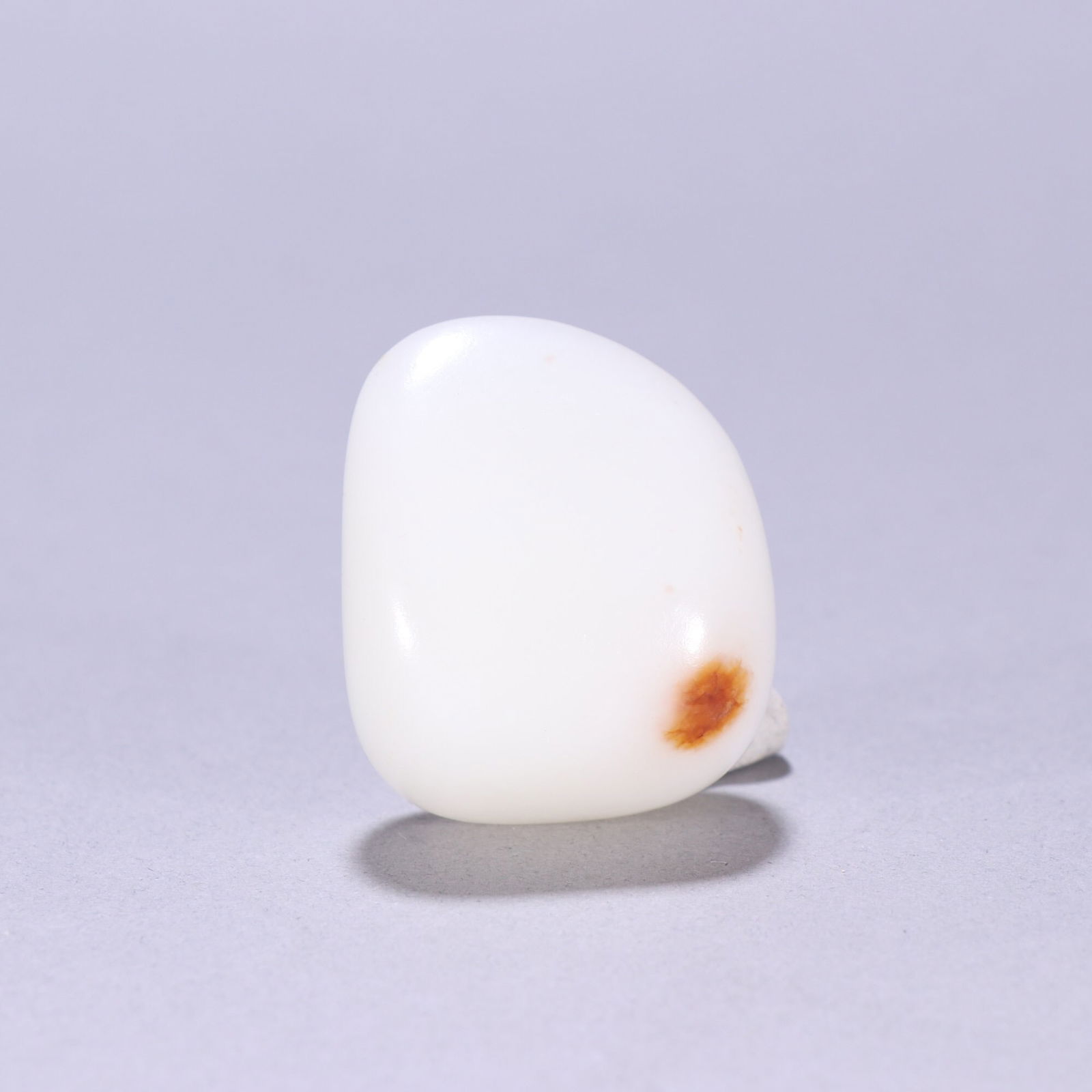 Hotan Jade Seed Raw Stone: 4*3.4/5.3g