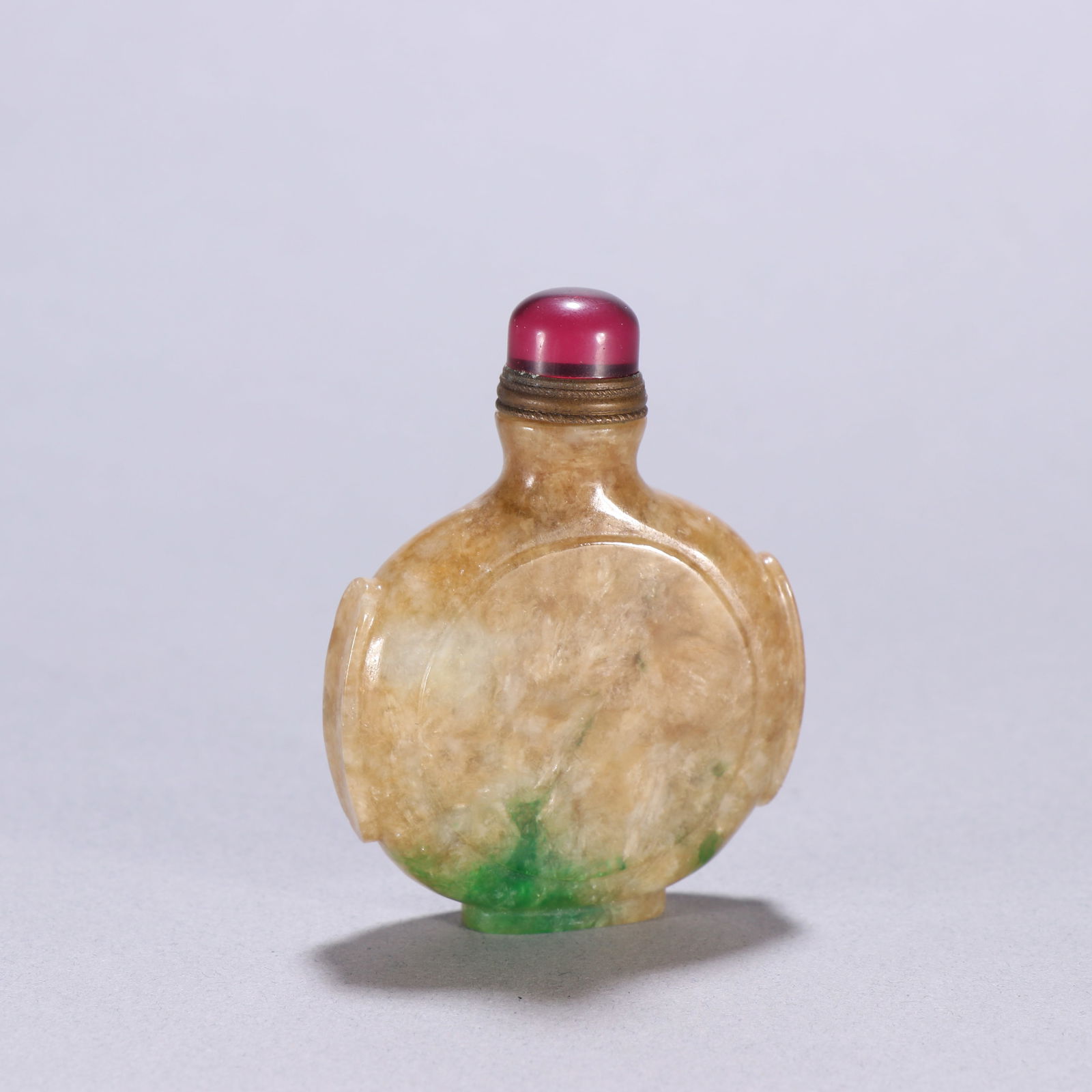 Qing Dynasty jadeite snuff bottle (1 of 2)