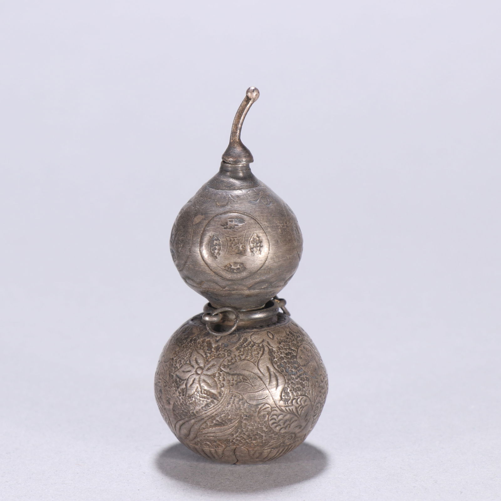 Pure silver gourd shaped snuff bottle (1 of 1)