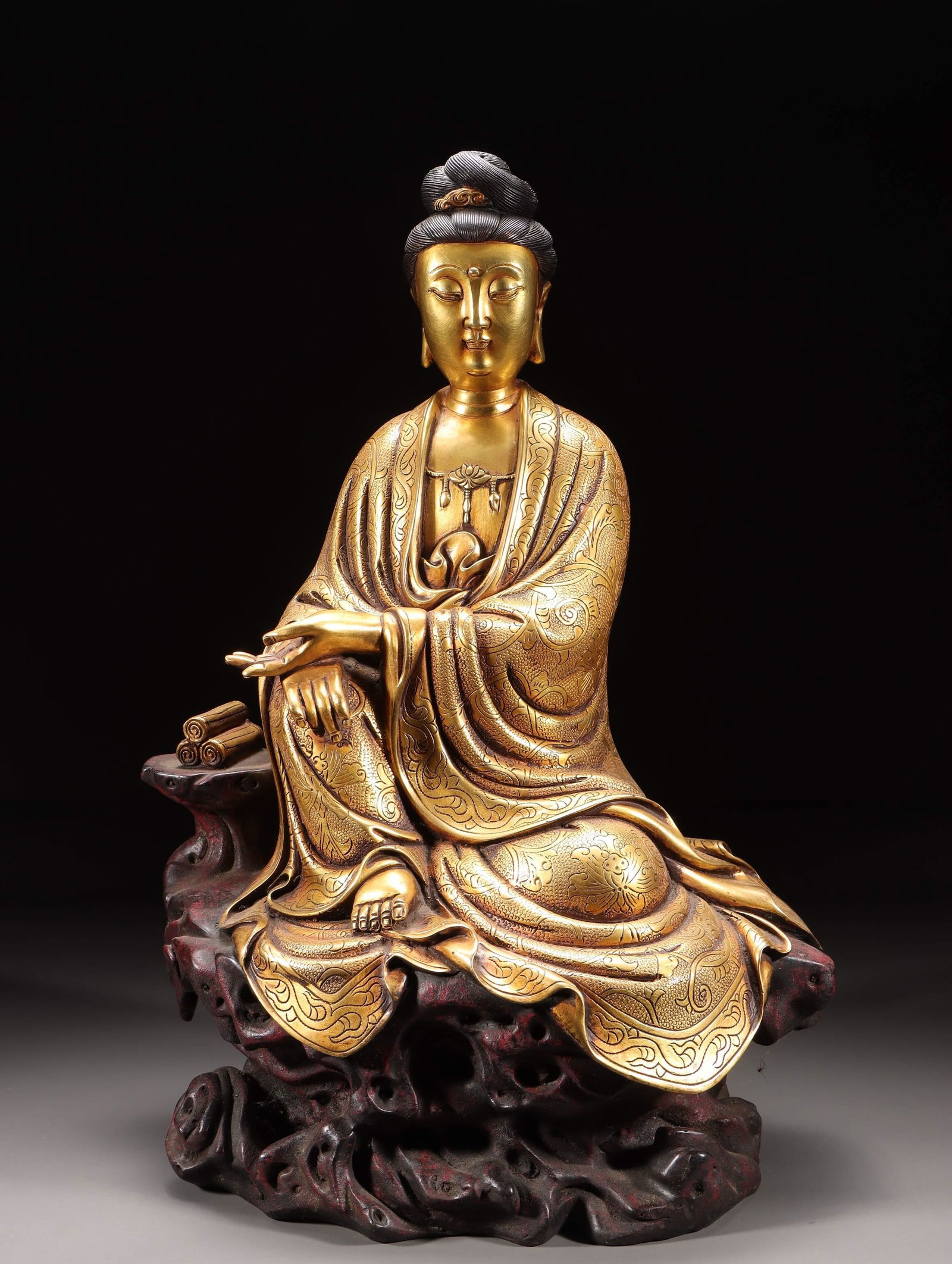 Yongle mark Gilt Bronze Buddha Statue (1 of 2)