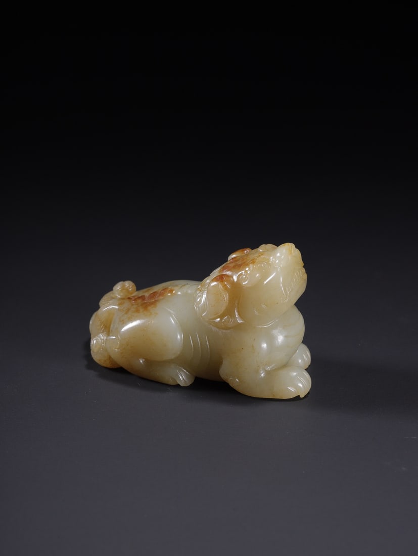 Hetian Jade Seed Carving: 6.6*3*3.7/93.7g