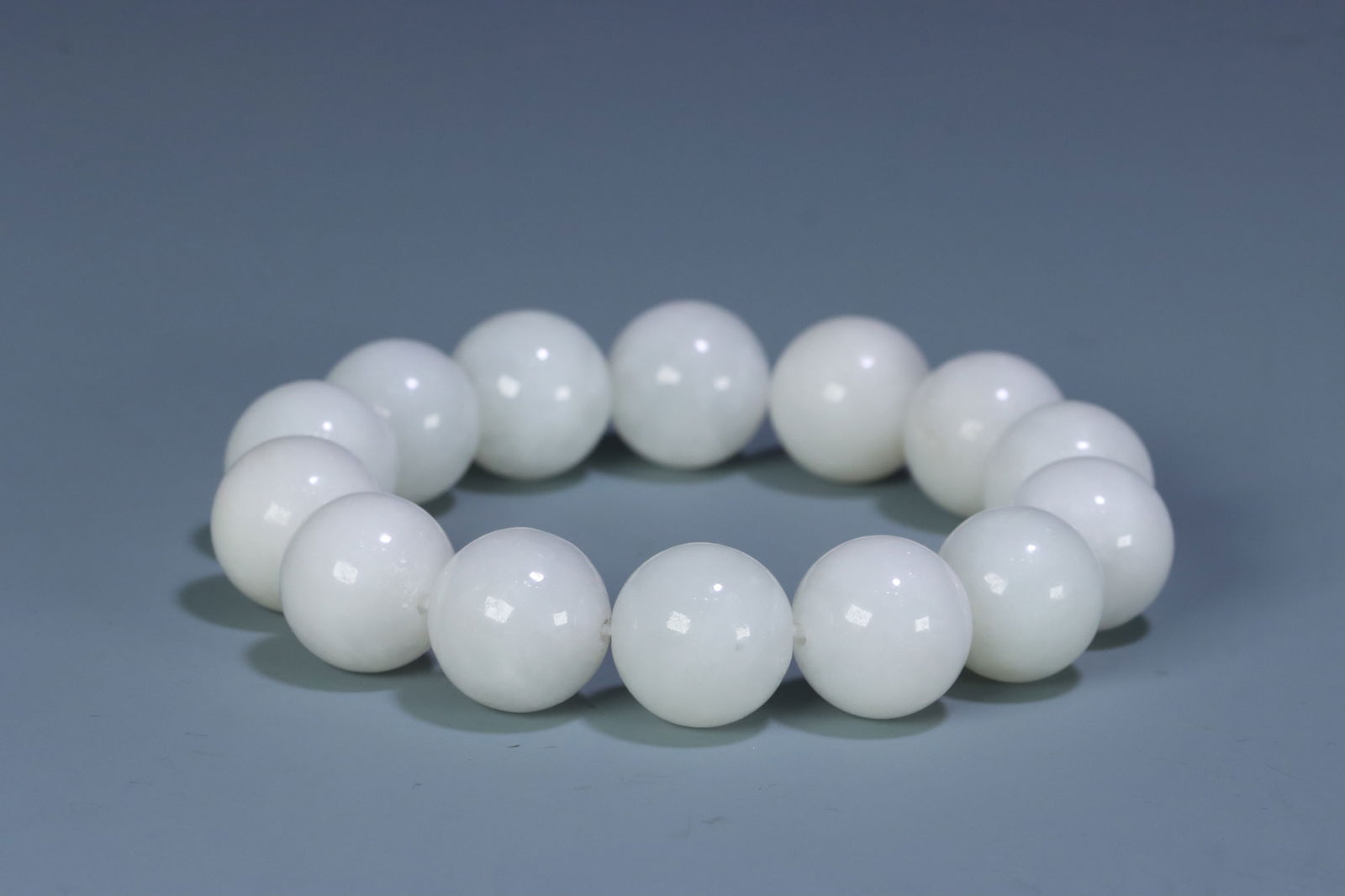 Hetian jade round bead bracelet (1 of 1)