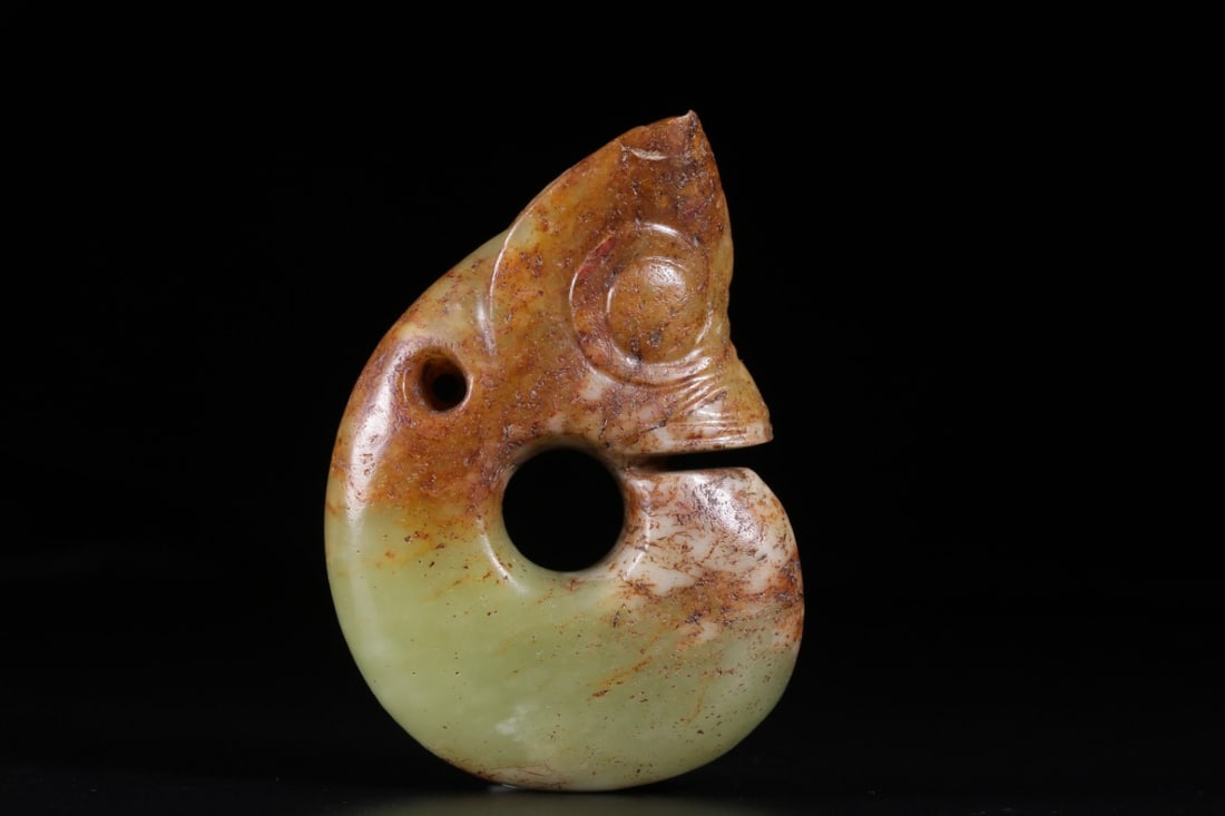 Jade Pig-Dragon from the Hongshan Culture Period (1 of 2)