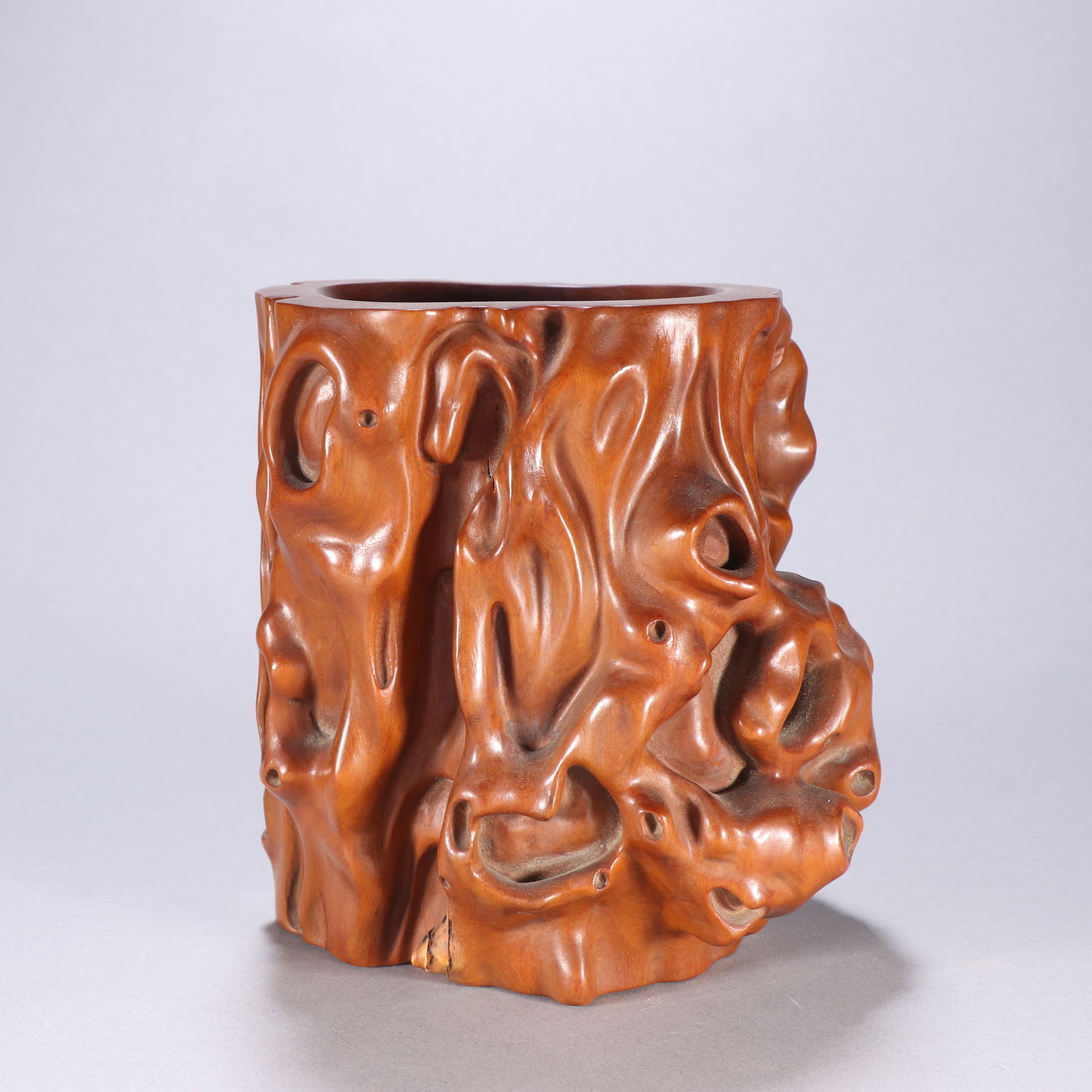 Qing Dynasty Boxwood Brush Holder: 13.6*12.5/683.3g