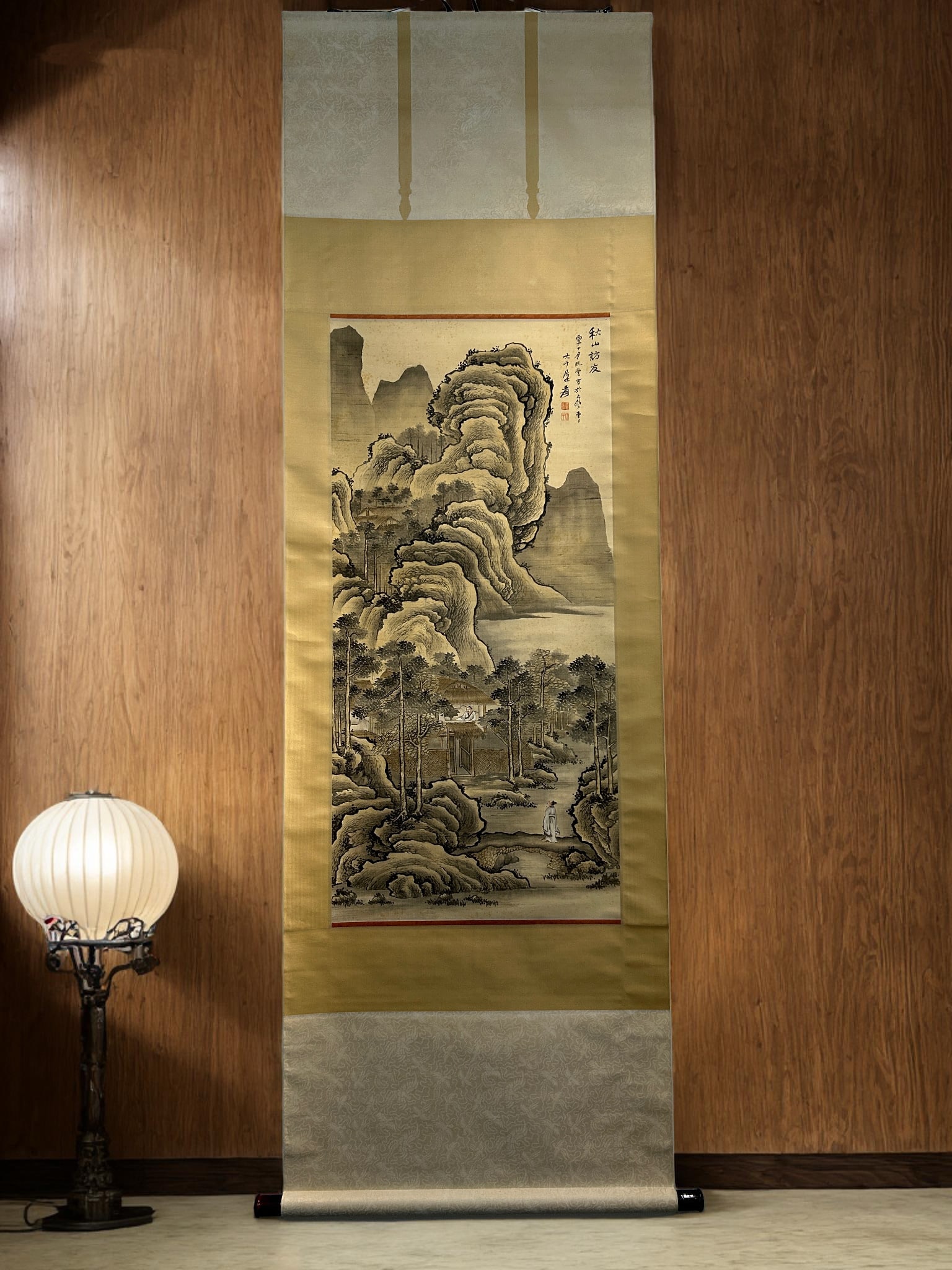 Zhang Daqian mark silk vertical scroll: 220*70/113*52.8