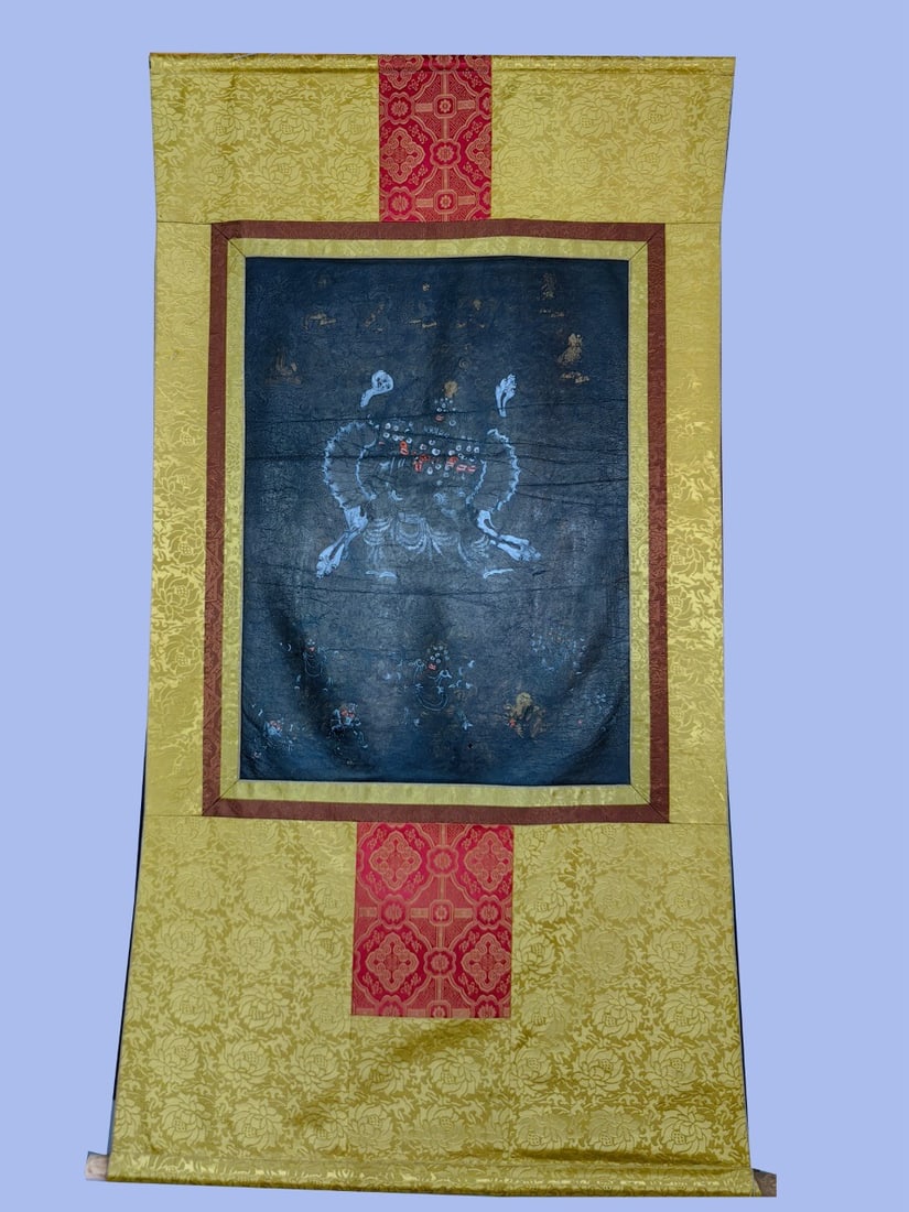 Qing Dynasty Mineral-Painted Thangka (Cowhide): 69*59.5