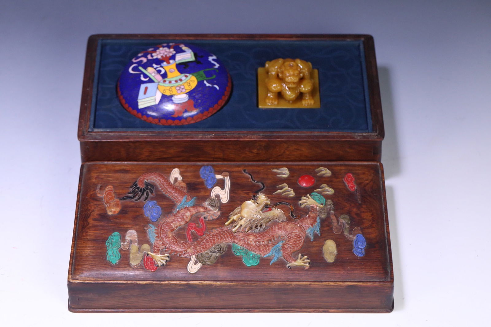 Chen Banding mark Seal of Tianhuang Stone and Cloisonné Inkpad Box: 5.1*5.1*5.6/234.4g/9.5*4.6