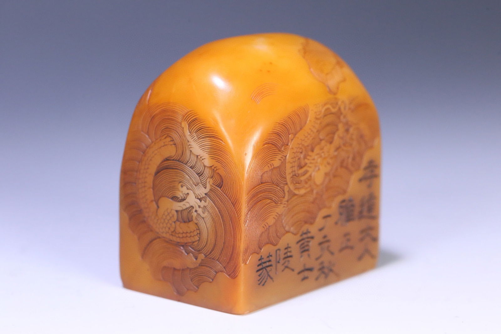 Huang Shiling mark Tianhuang Stone Seal: 5.9*6.4/349g