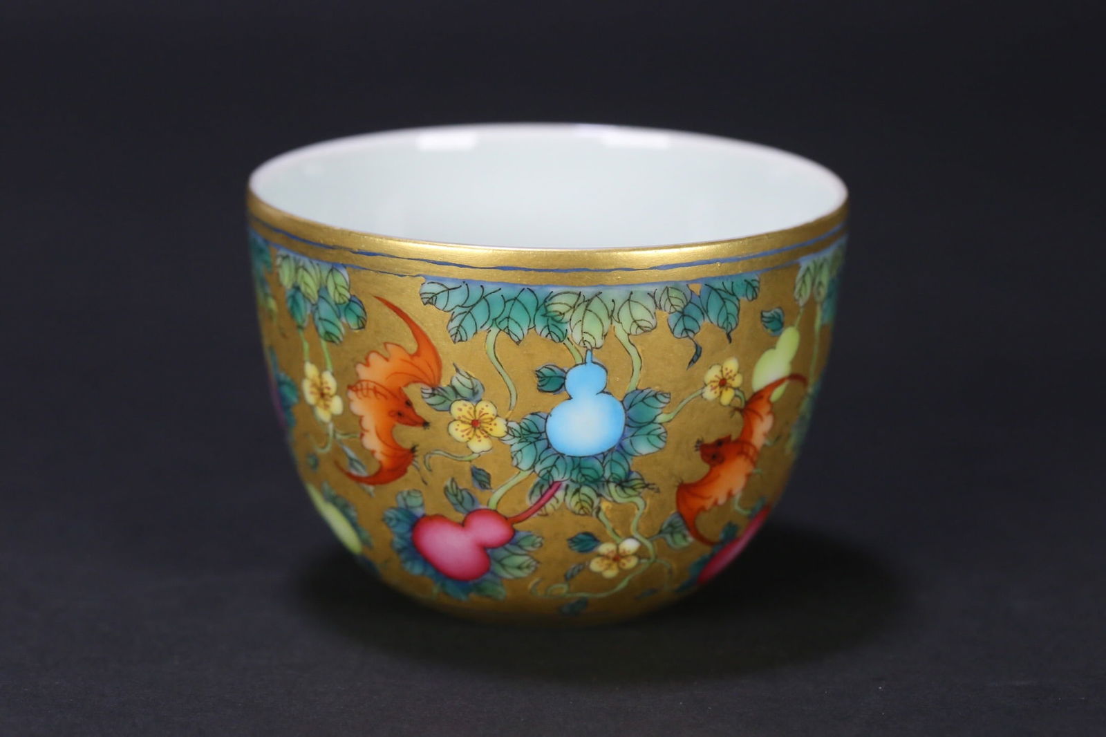 Qianlong-Marked Silk Cardboard Frame: 6.4*4.5