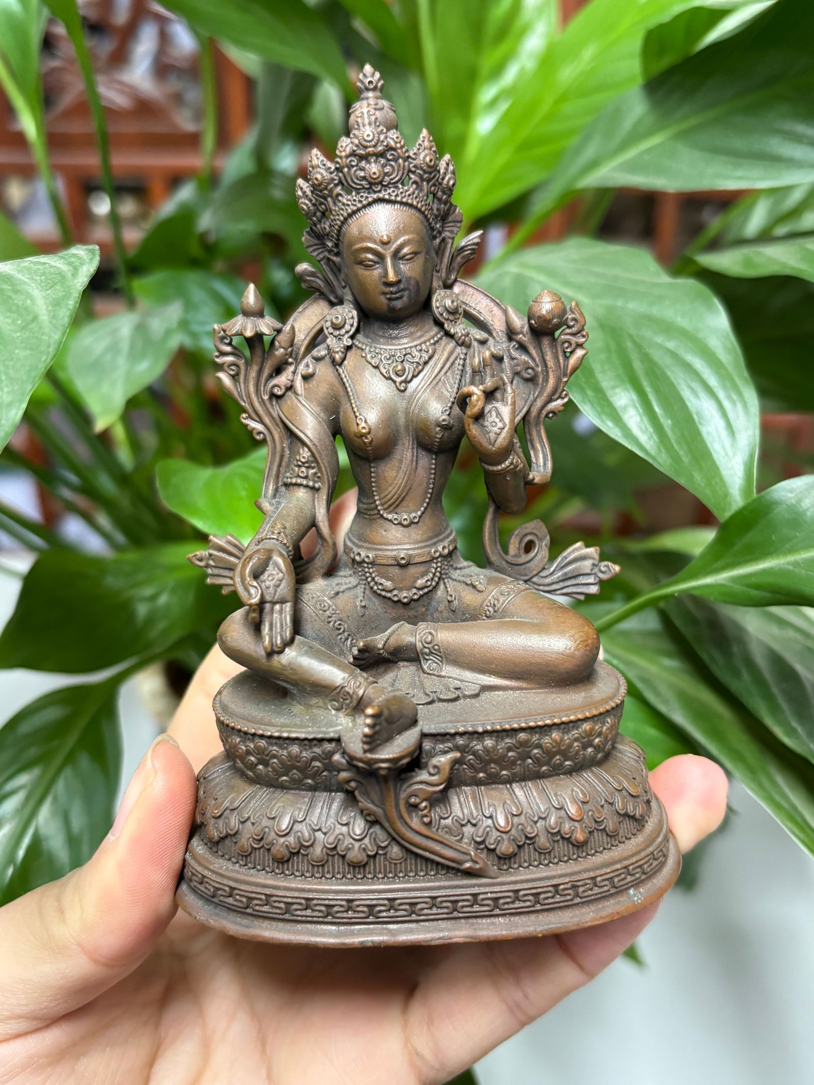 Tibetan Buddhist Buddha Statue: 7.7*5.55/265.8g