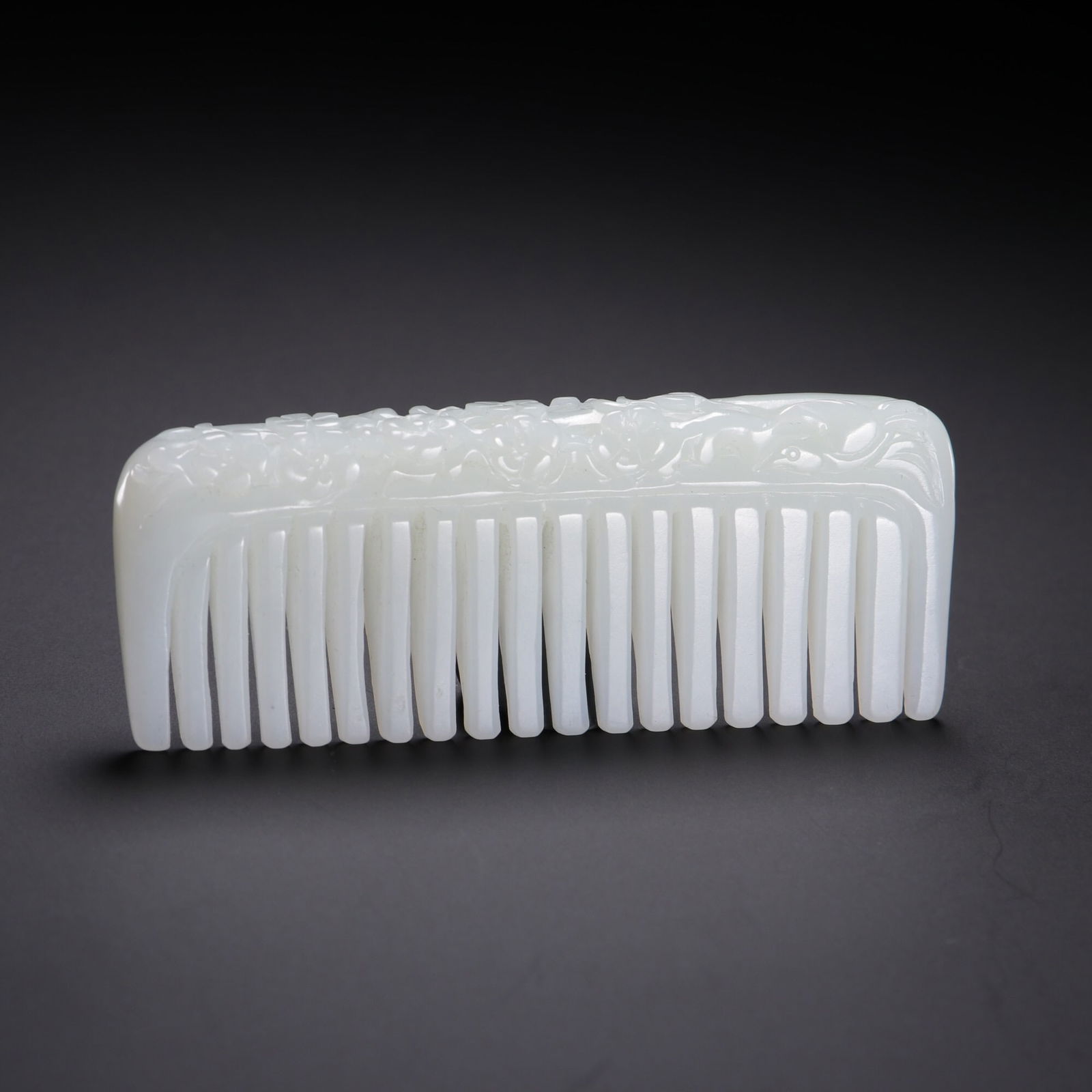 Hetian Jade Comb (1 of 2)