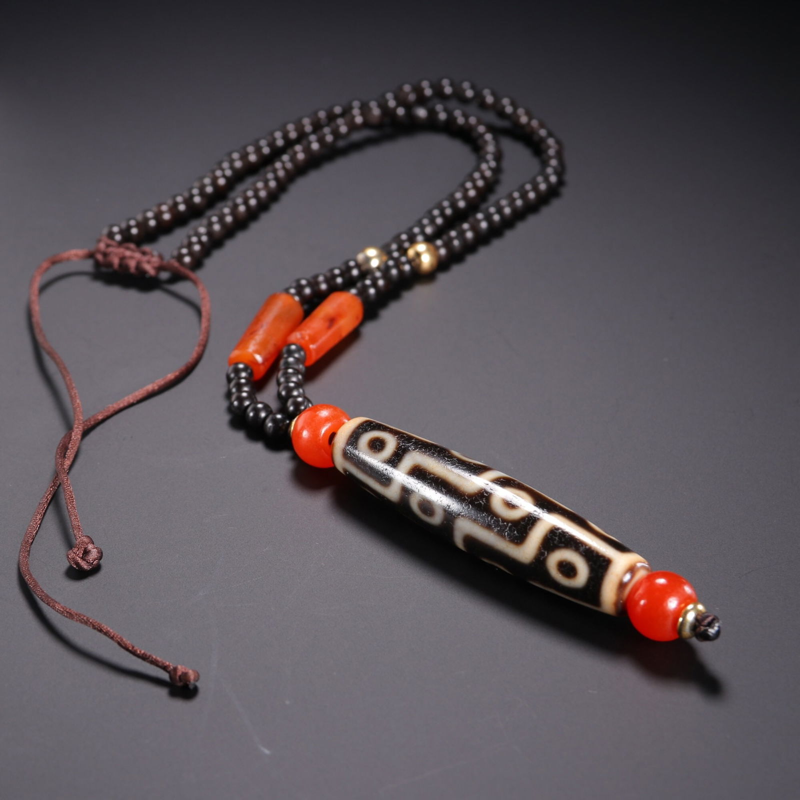 Tibetan Agate Twelve Eye Tianzhu (1 of 1)