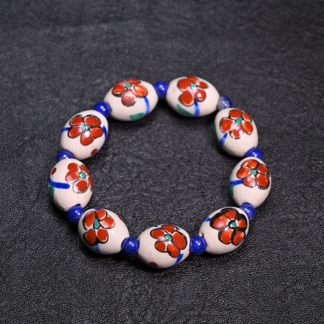 Magnetic tire bracelet: 1.7*1.4/32.2g