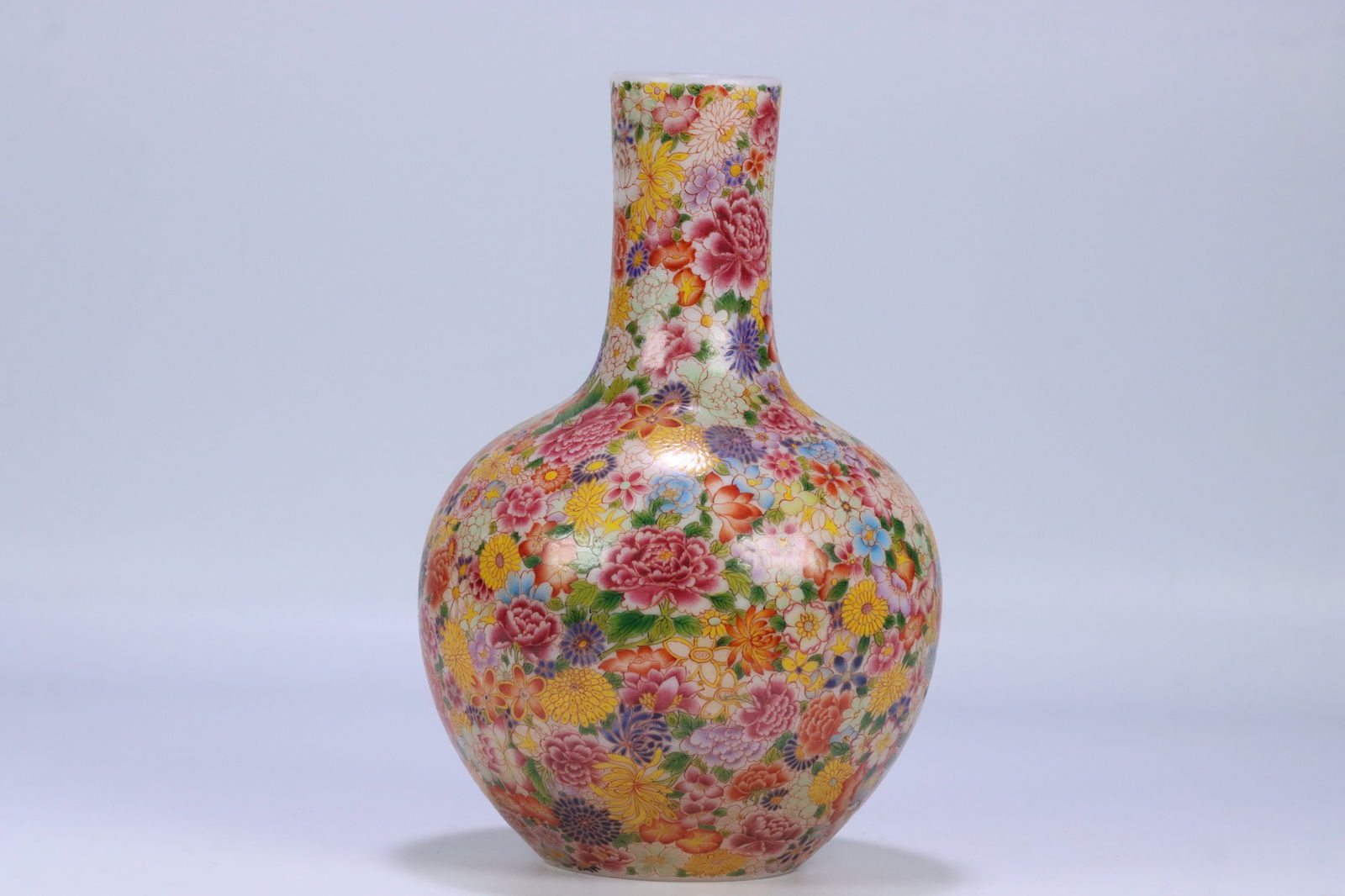 Qianlong Mark Enamel Glazed Vase (1 of 4)