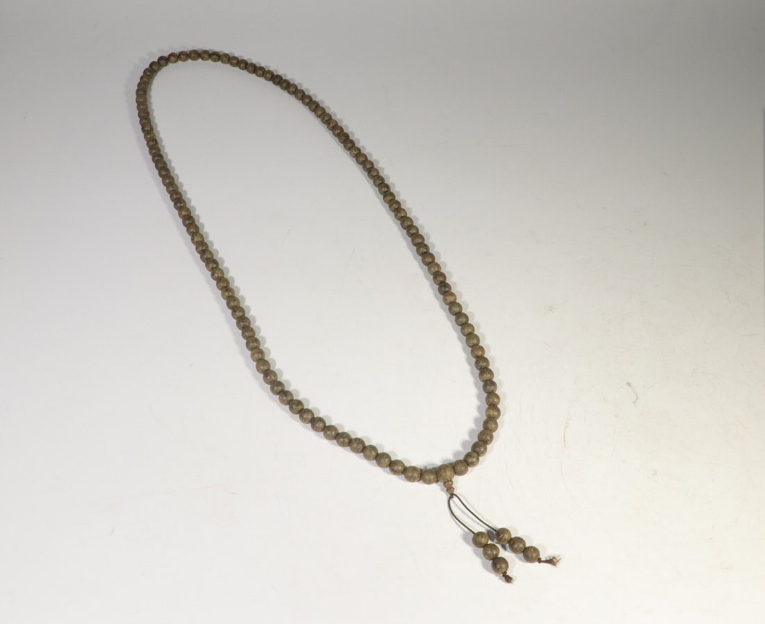 Kalimantan Agarwood 108-Bead Buddhist Necklace: 1/54.3g