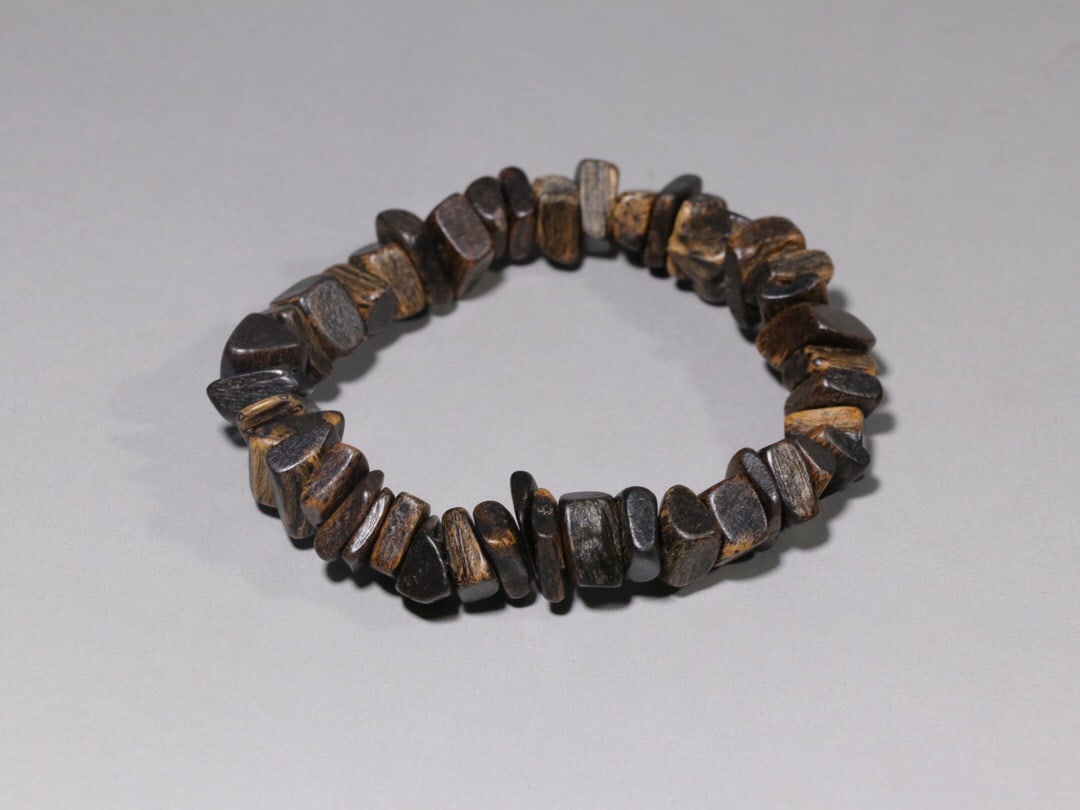 Agarwood Irregular Shape Bracelet (1 of 1)