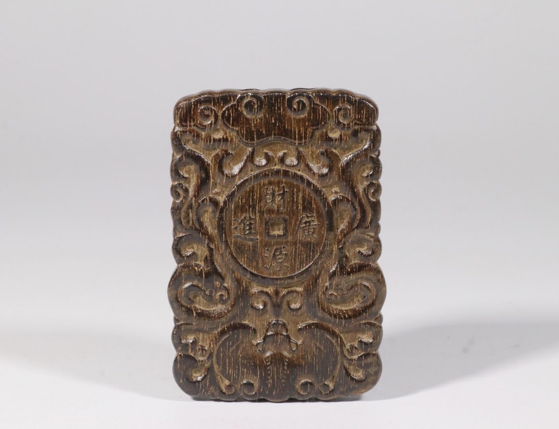 Agarwood Pendant (1 of 2)