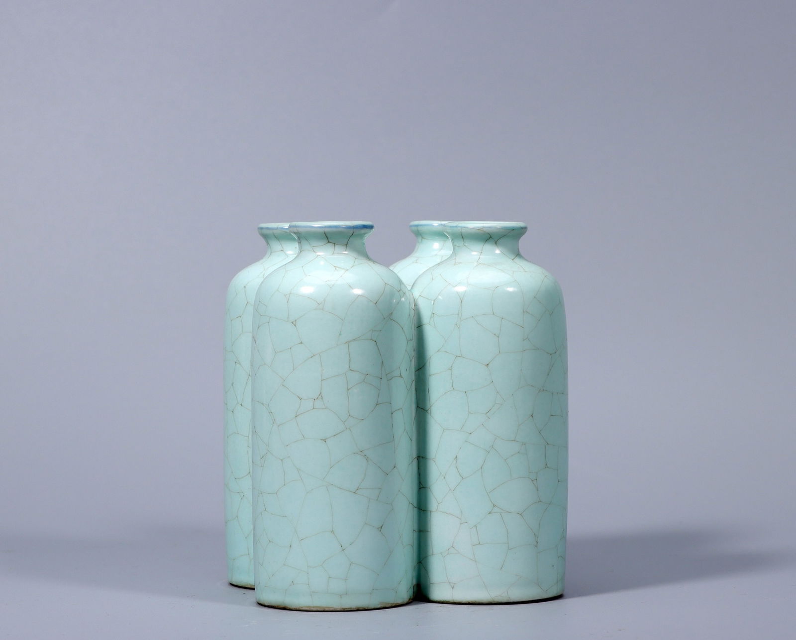 Yongzheng Mark Turquoise Ge-type Glazed Four-Piece Vase: 12*10*2.5/674g